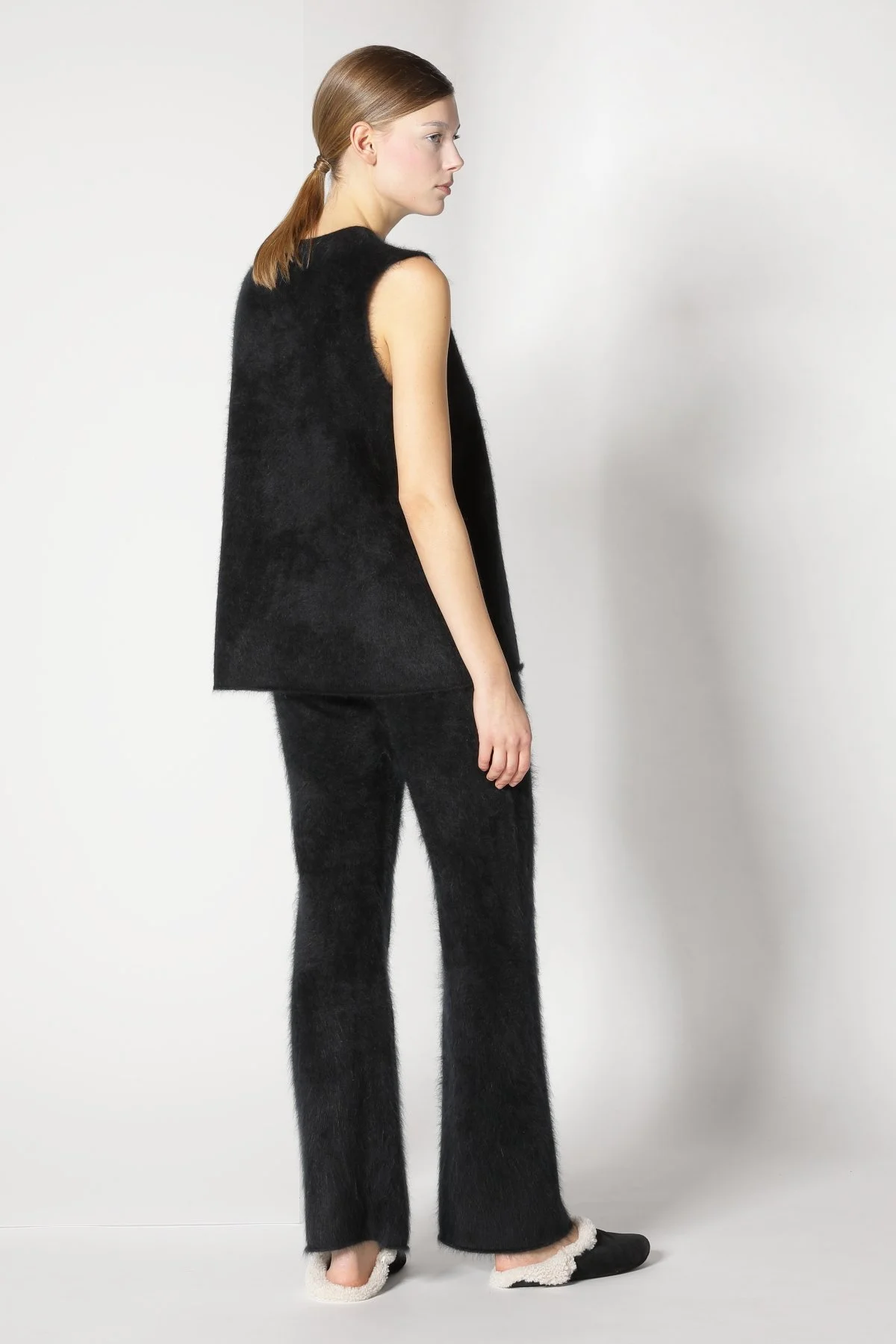 21031_BLACK_4981.JPG