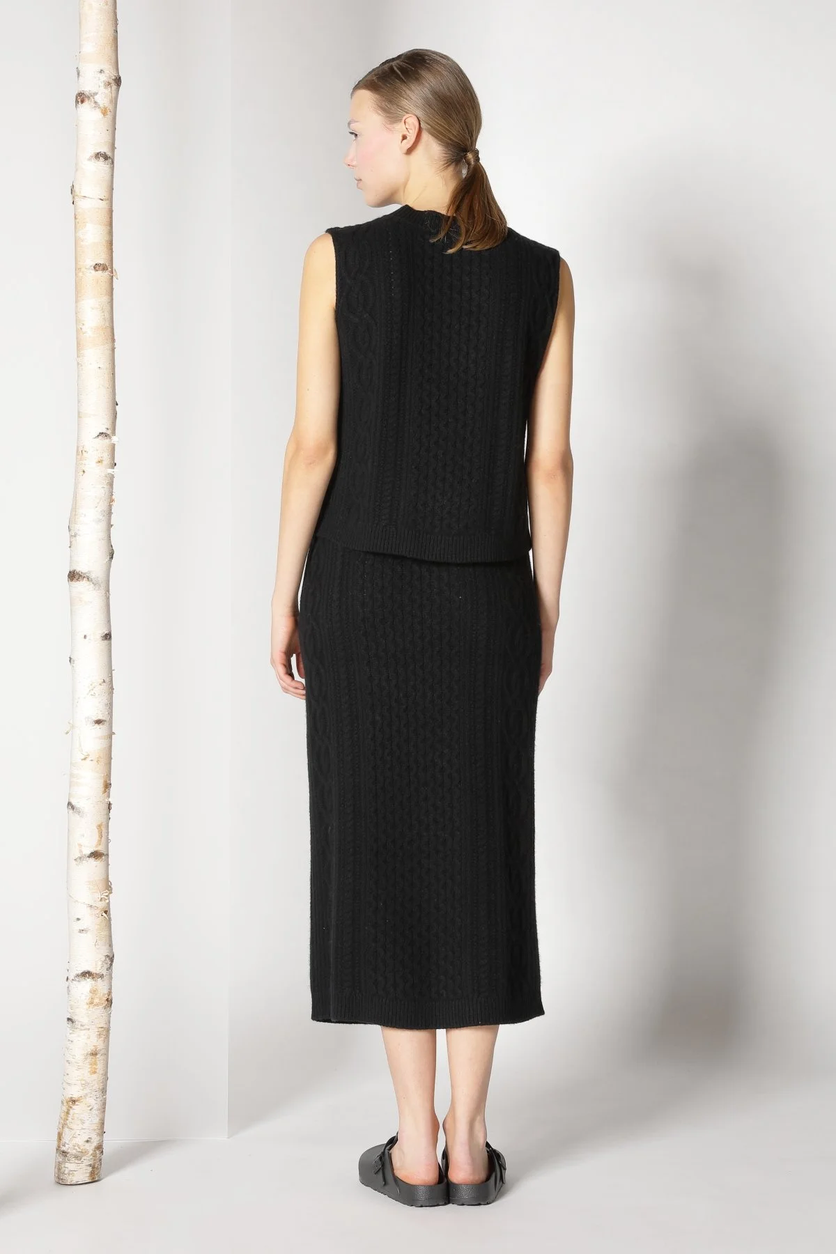21027_BLACK_5313.JPG