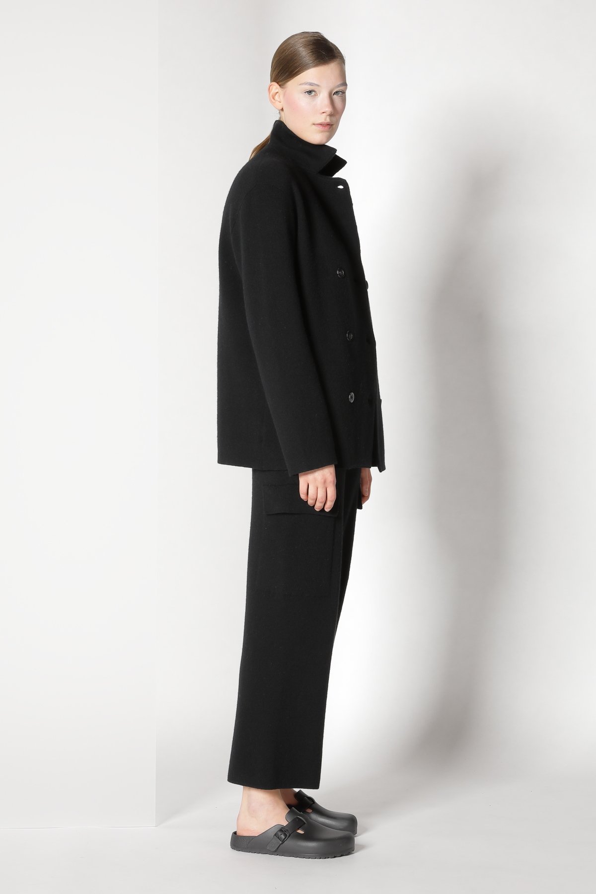 21022_BLACK_5258.JPG