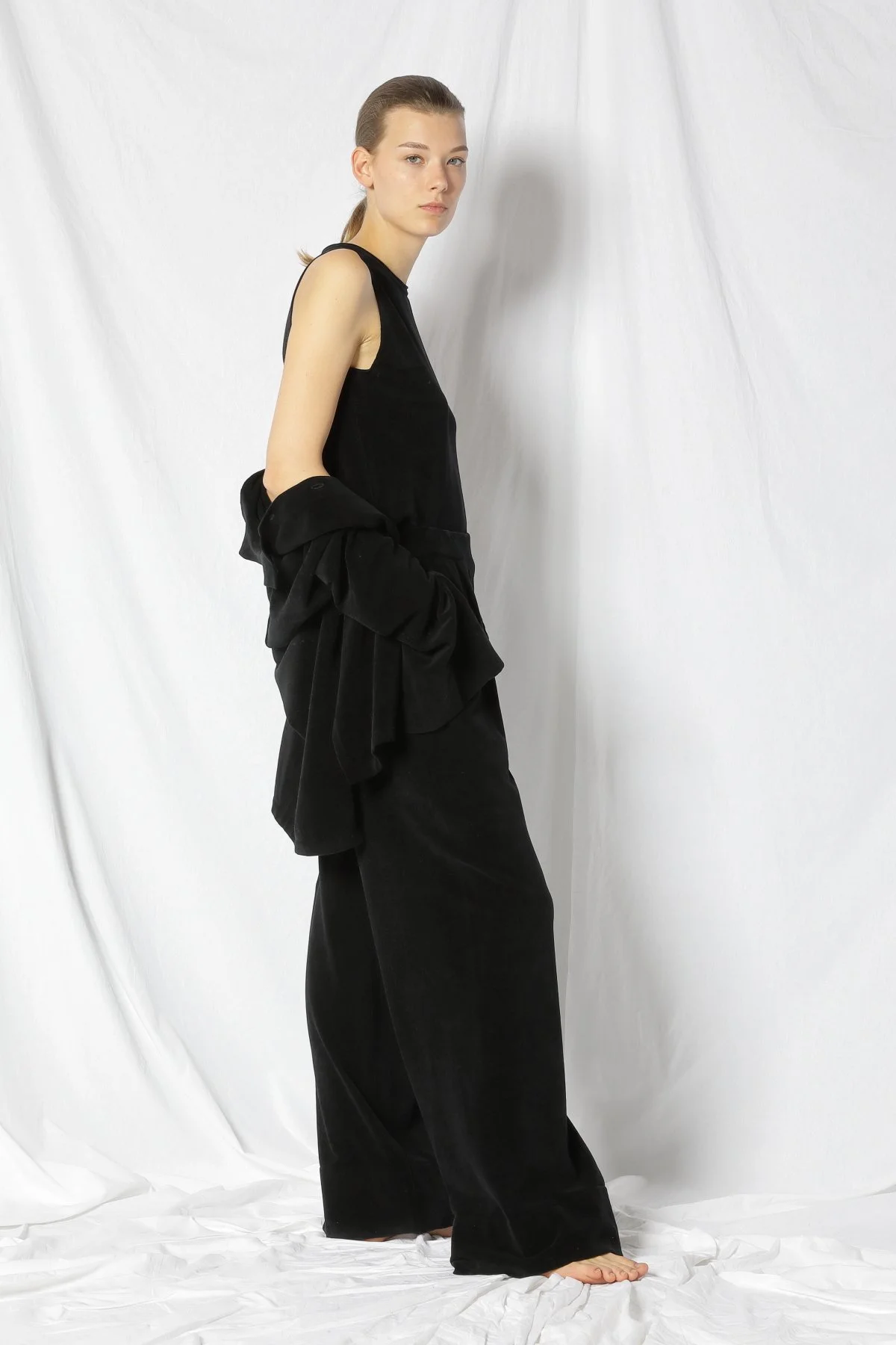 22001_BLACK_3699.JPG
