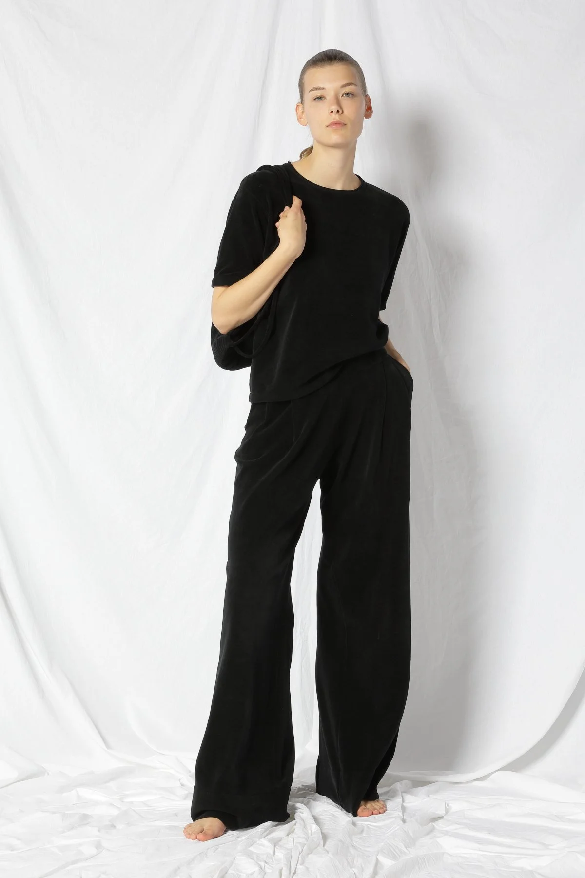 22003_BLACK_3662.JPG