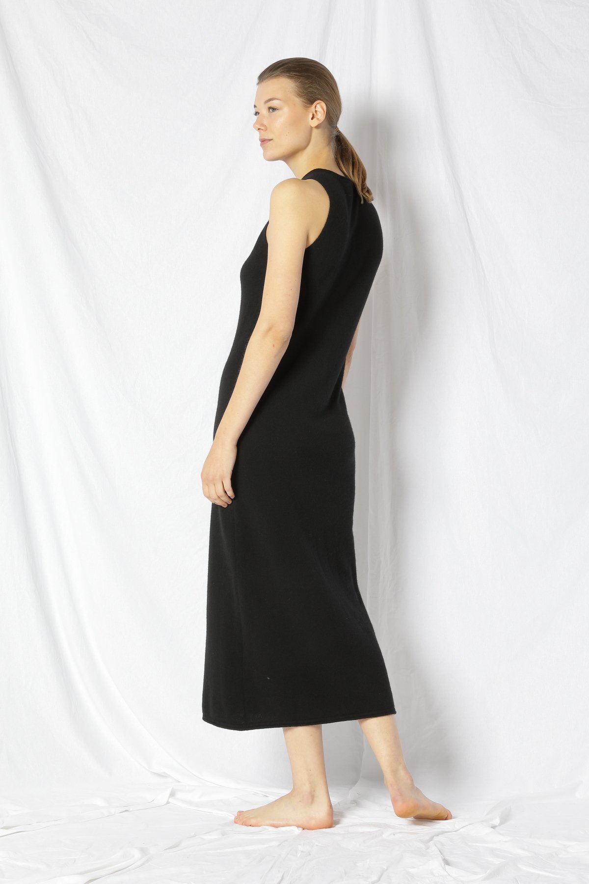 22006_BLACK_4021.JPG