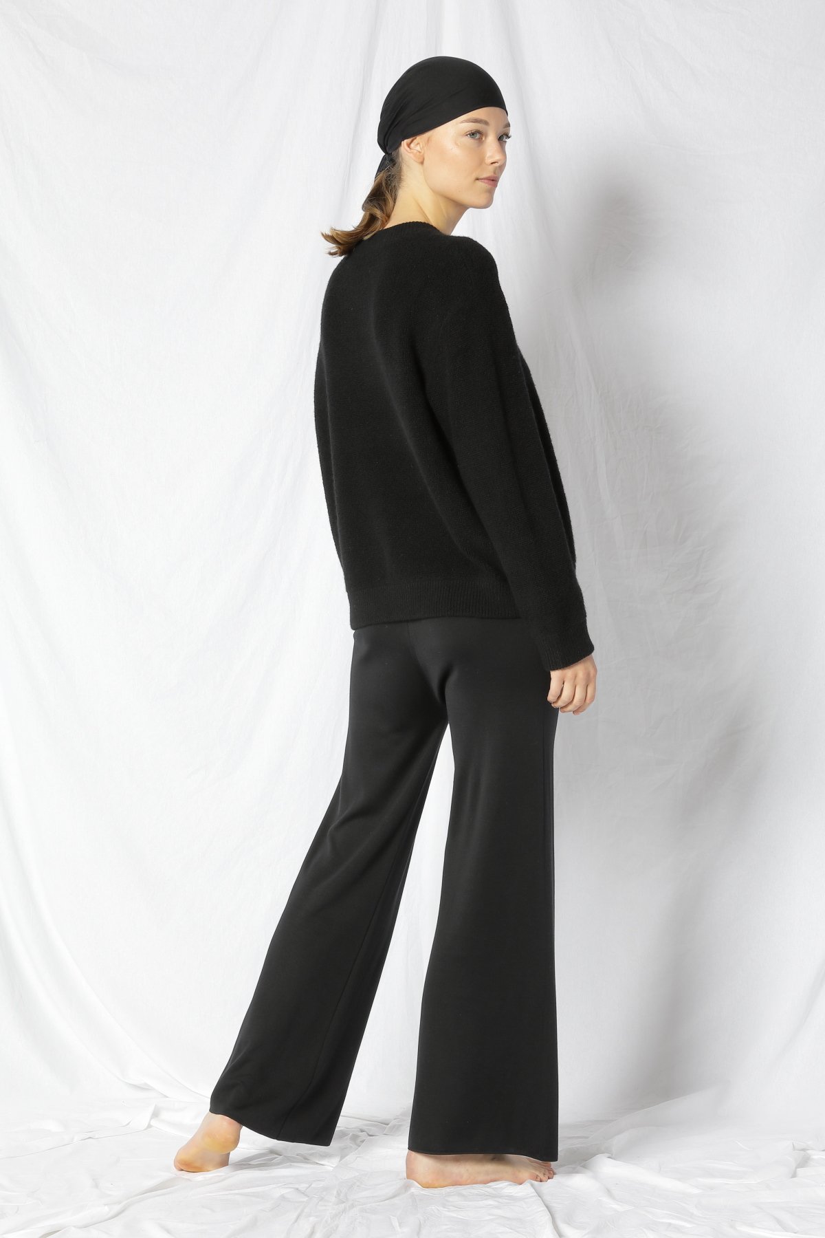 22009_BLACK_3934.JPG