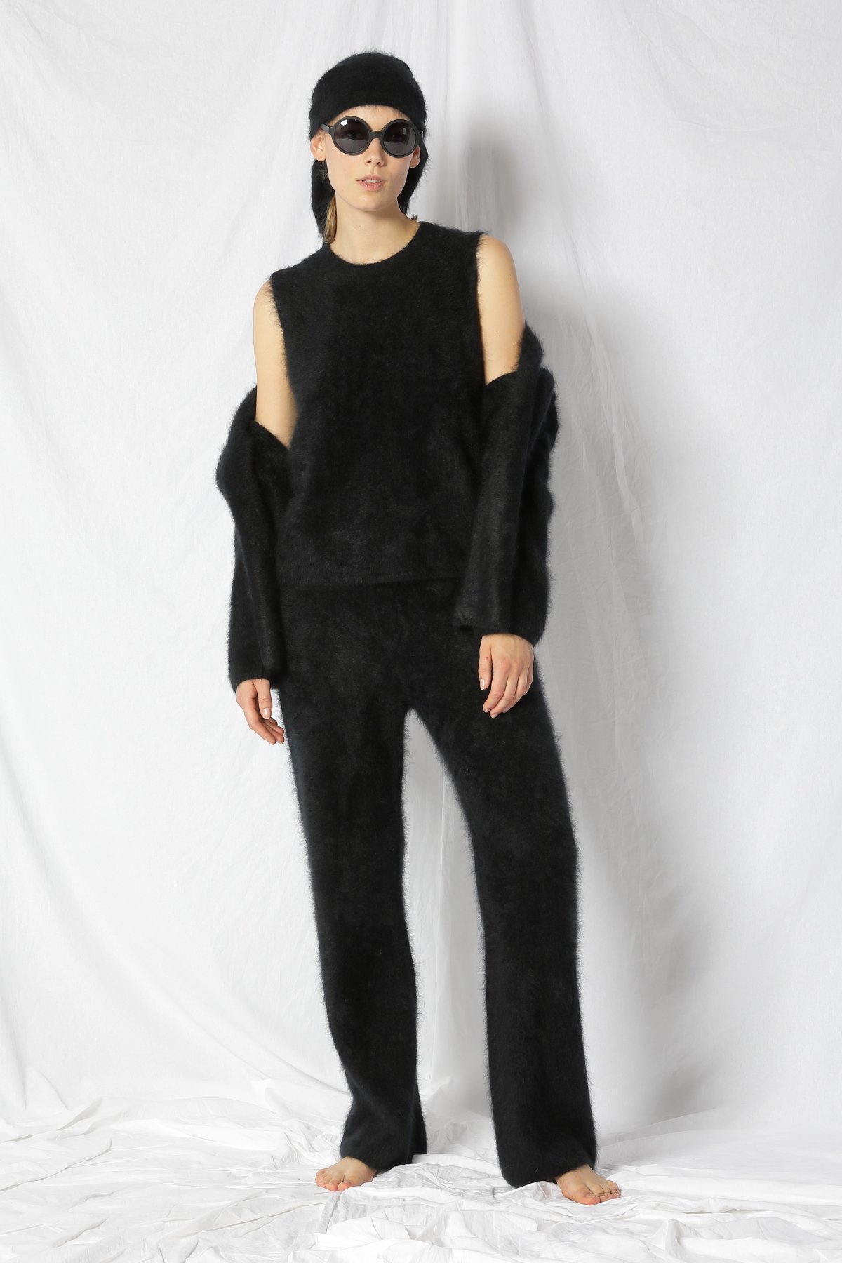 22037_BLACK_2560.JPG