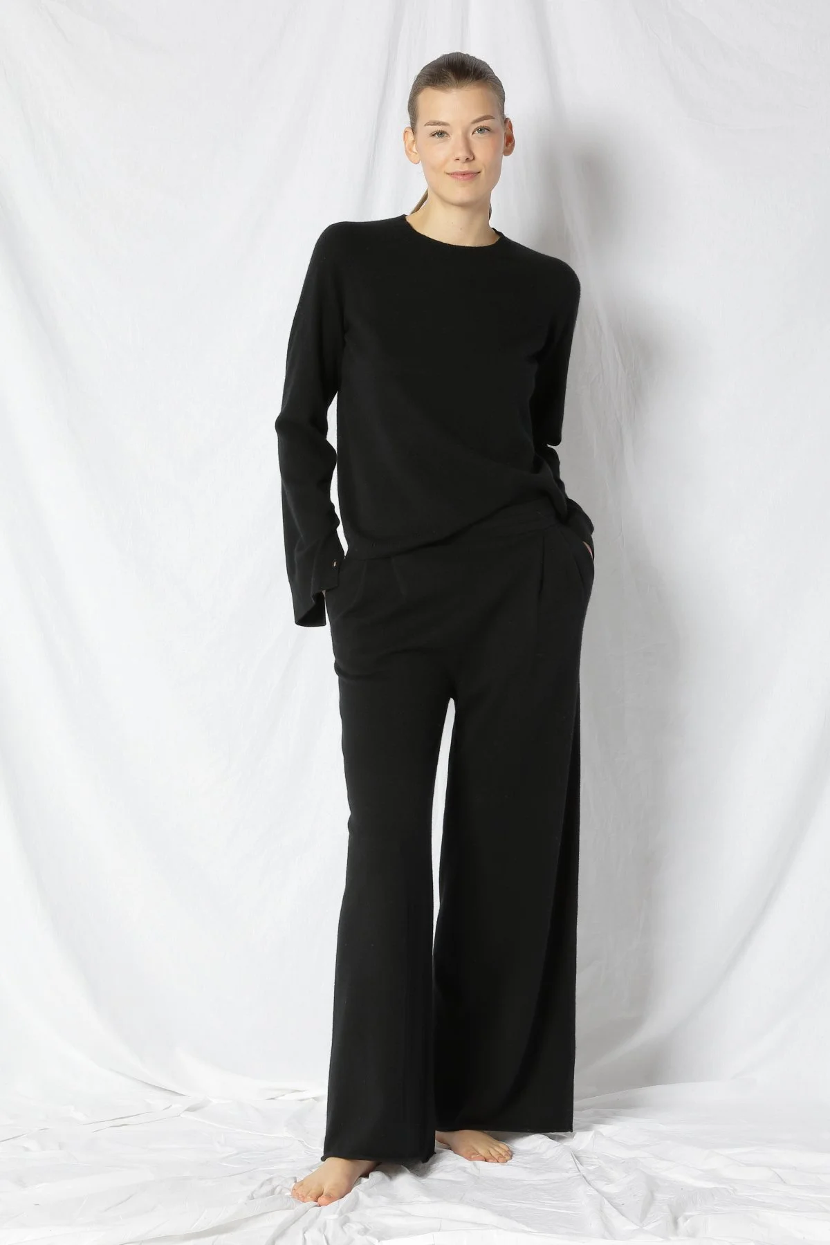 22058_BLACK_5888.JPG