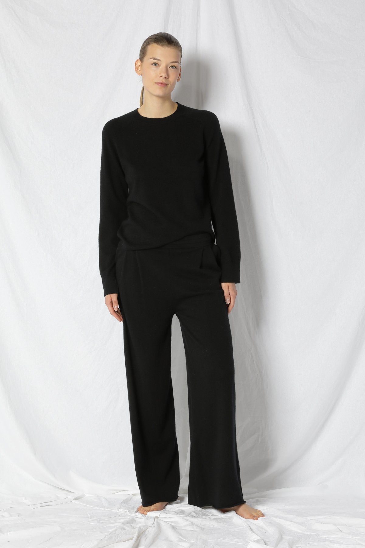 22058_BLACK_5884.JPG