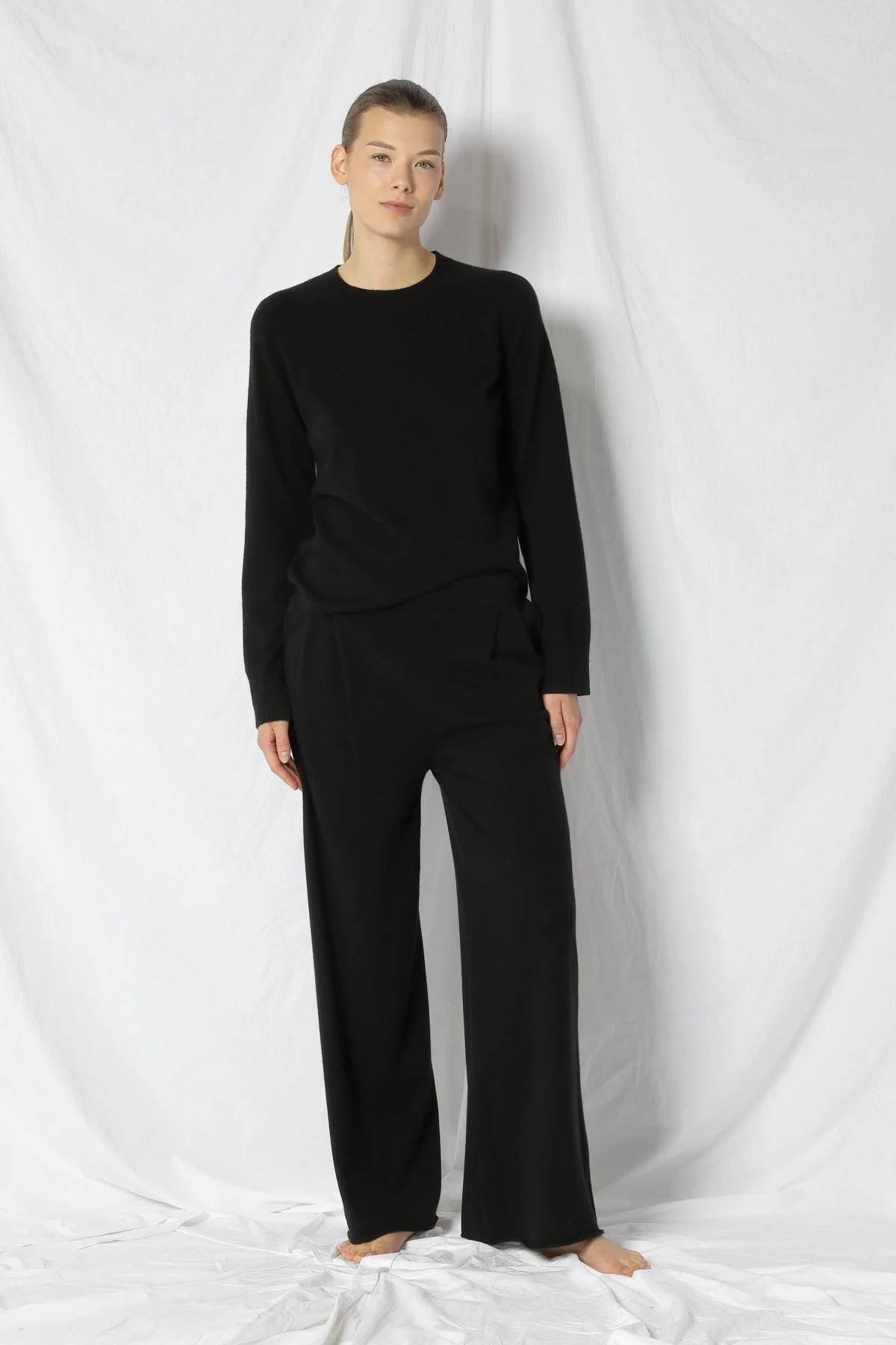 22058_BLACK_5884.JPG