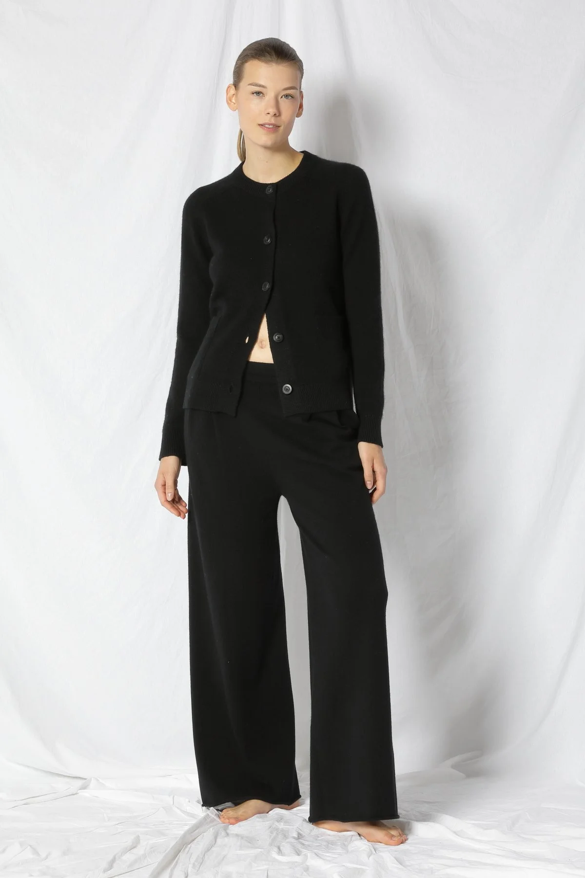 22063_BLACK_5977.JPG