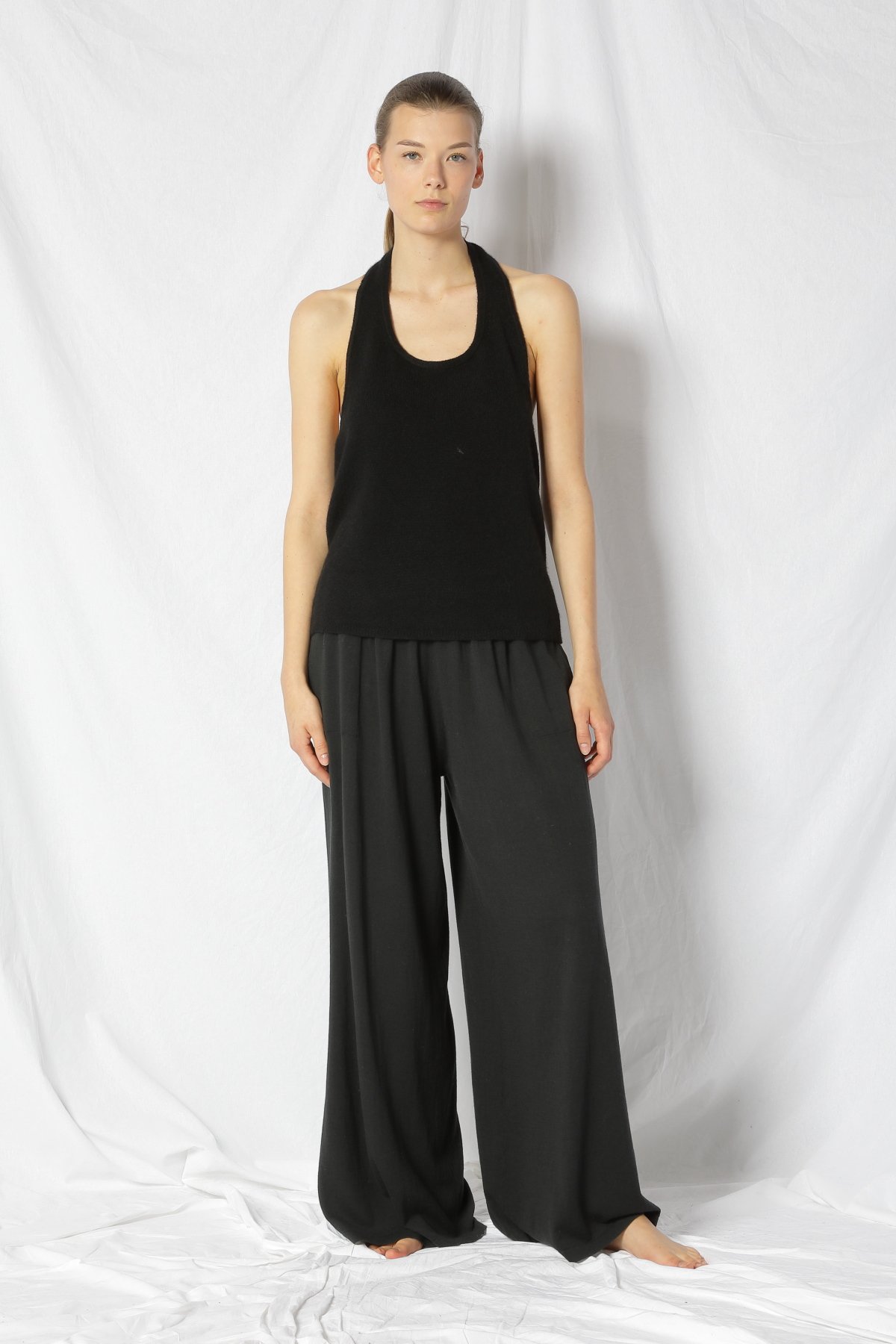 22052_BLACK_7258.JPG