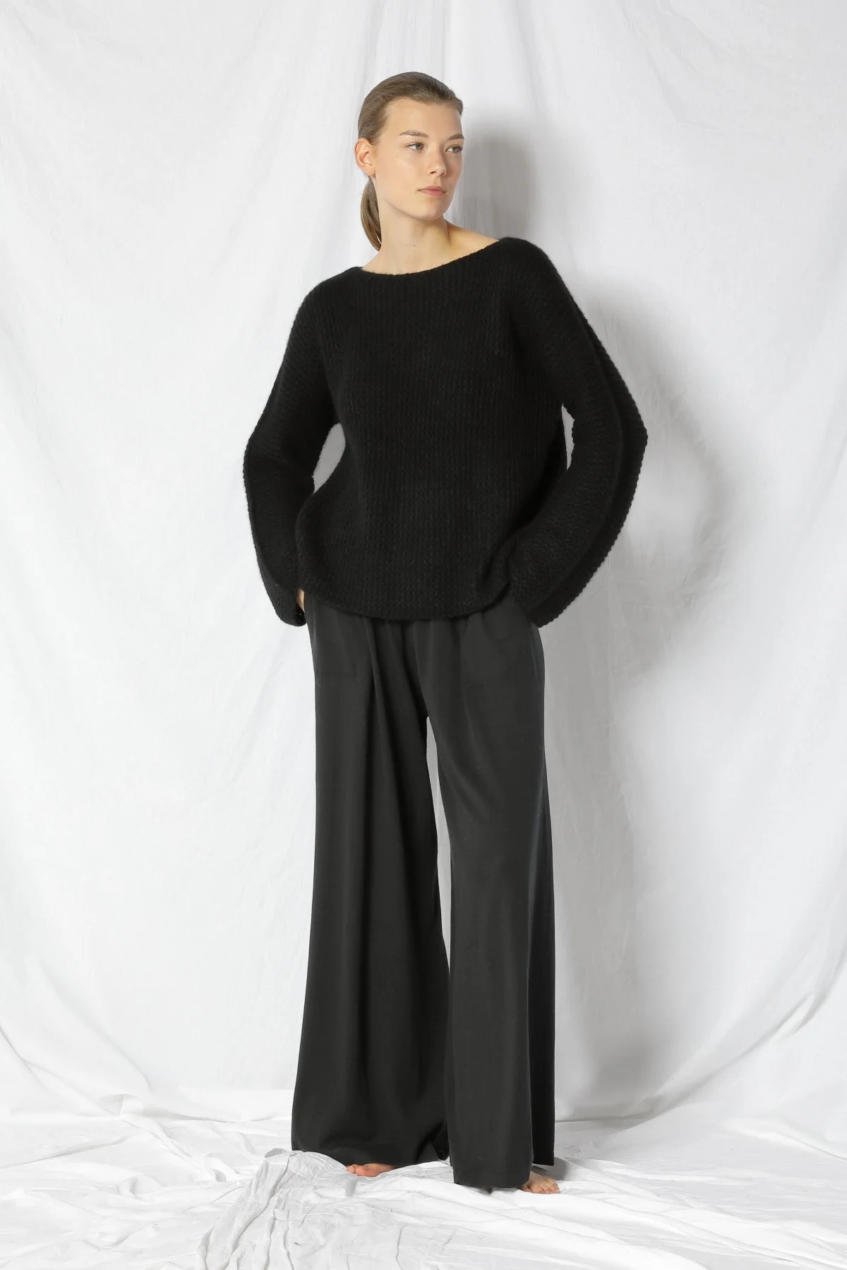 22056_BLACK_7306.JPG