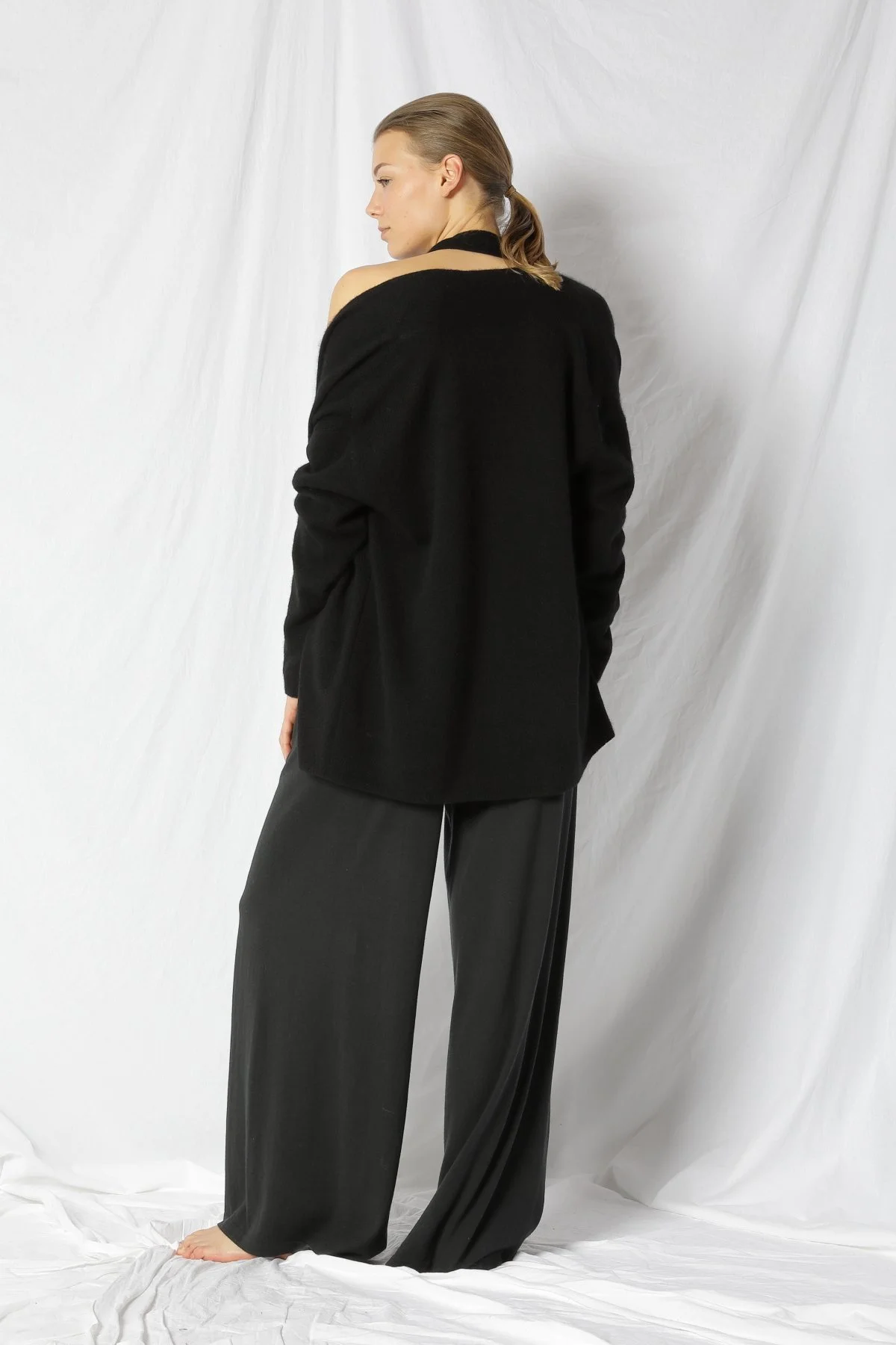 22051_BLACK_7269.JPG