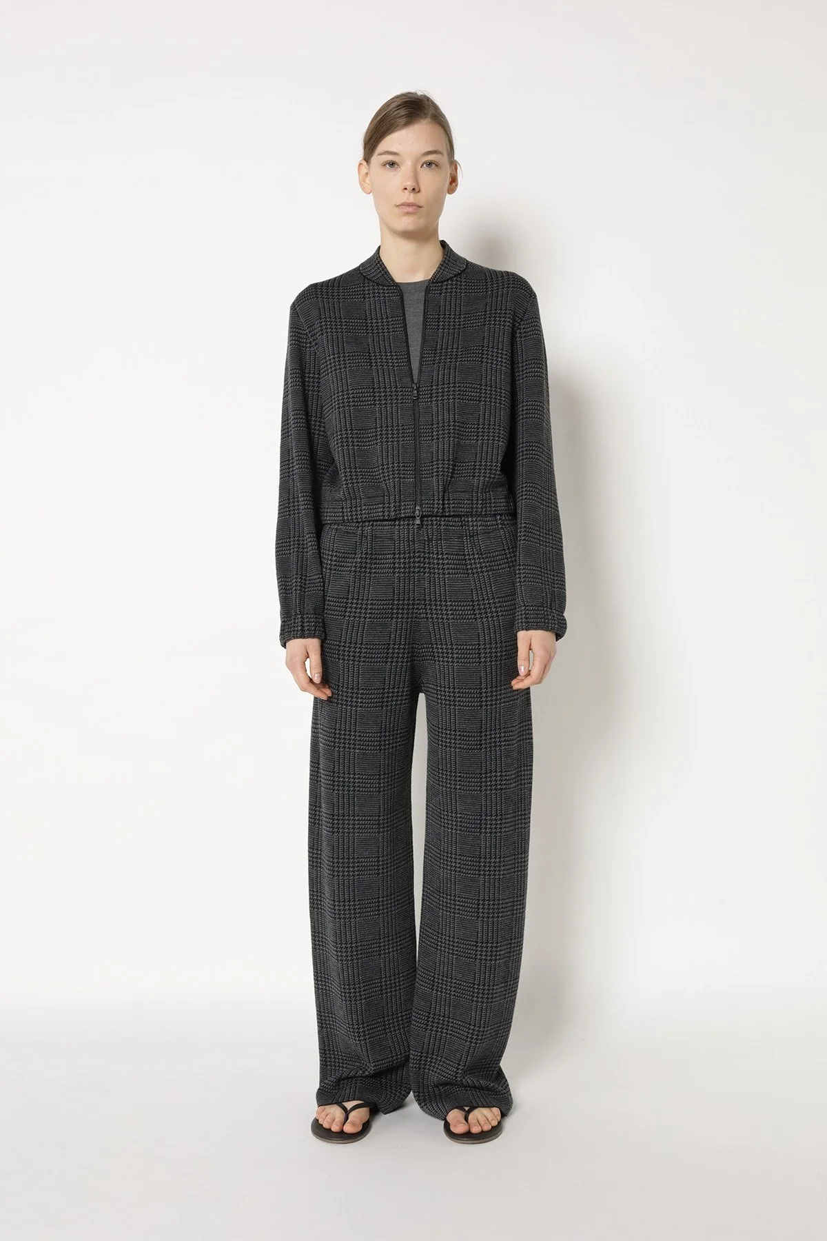 25042_BLACK + FLANELL_5021_web.jpg