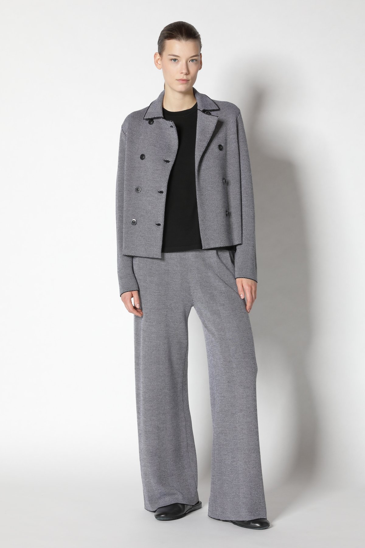 23050_Black + Luna_1836.JPG