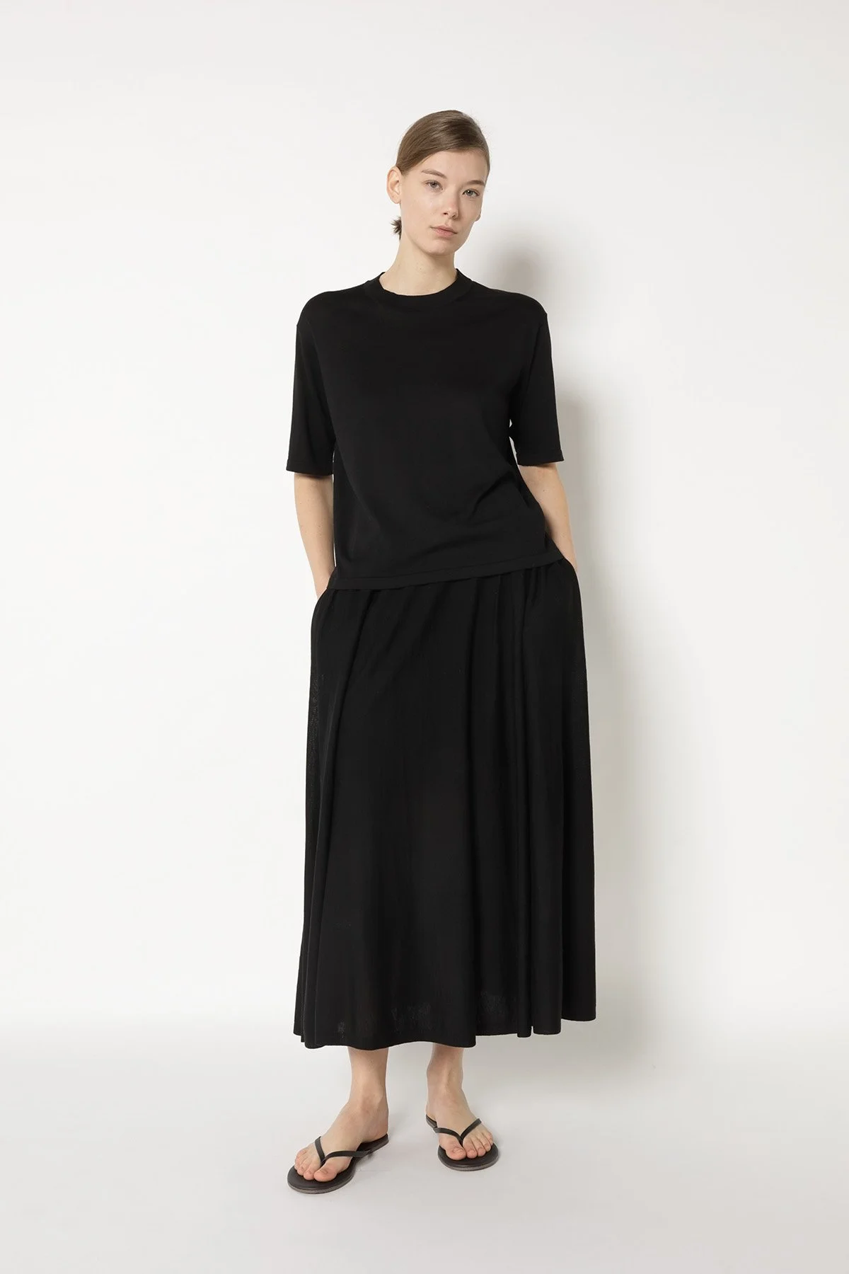 25020_BLACK _0148_web.jpg (Kopie)