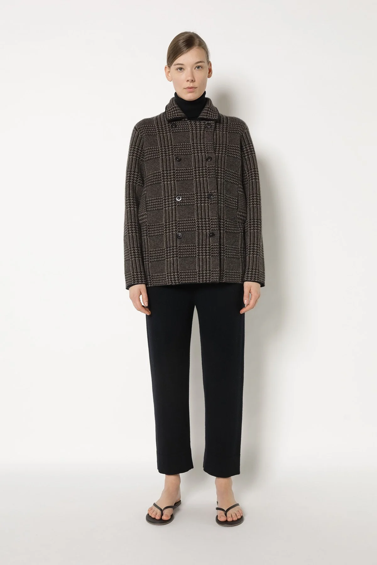 25066_BLACK + WOOD_6028_web.jpg