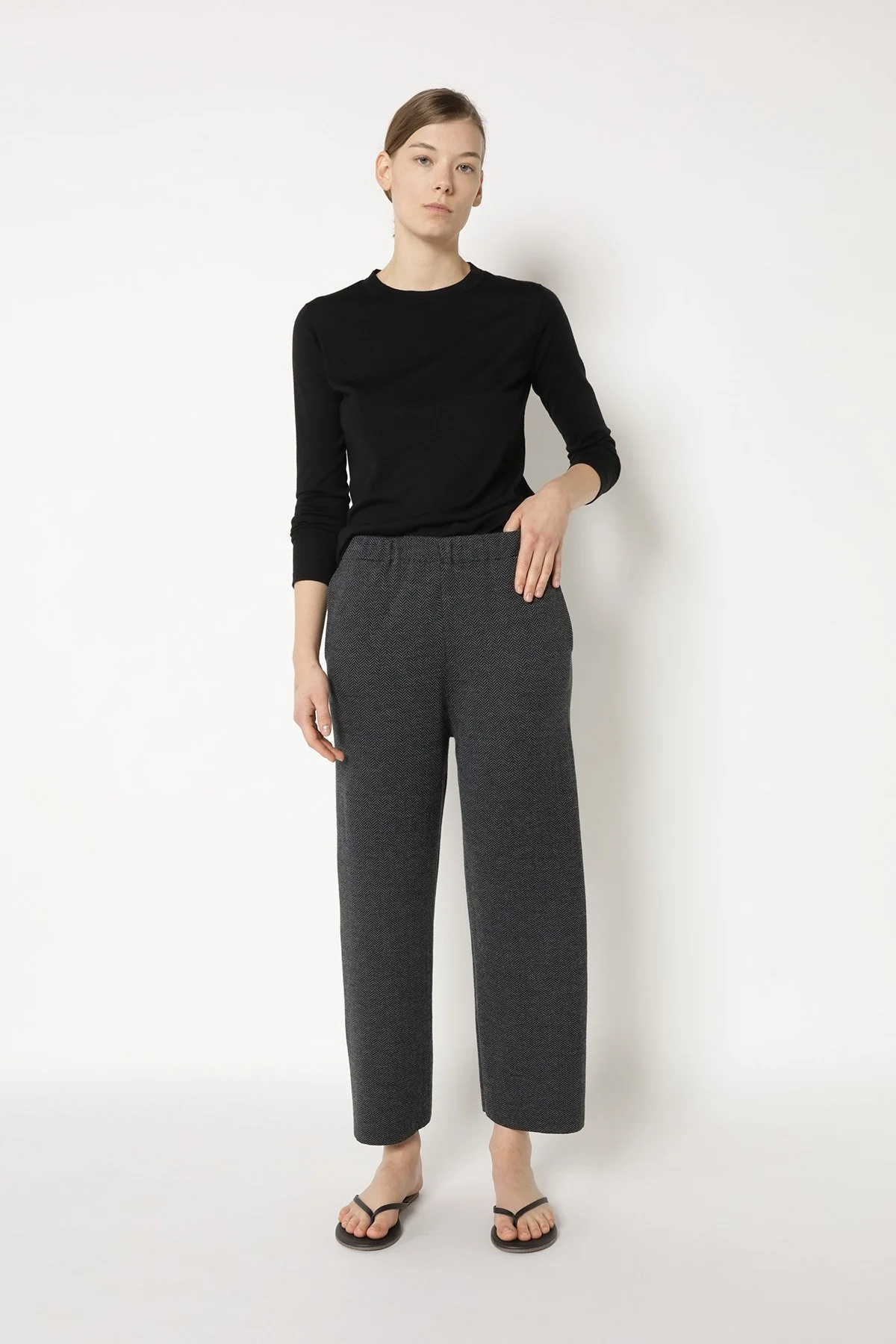 25040_BLACK + FLANELL_4875_web.jpg