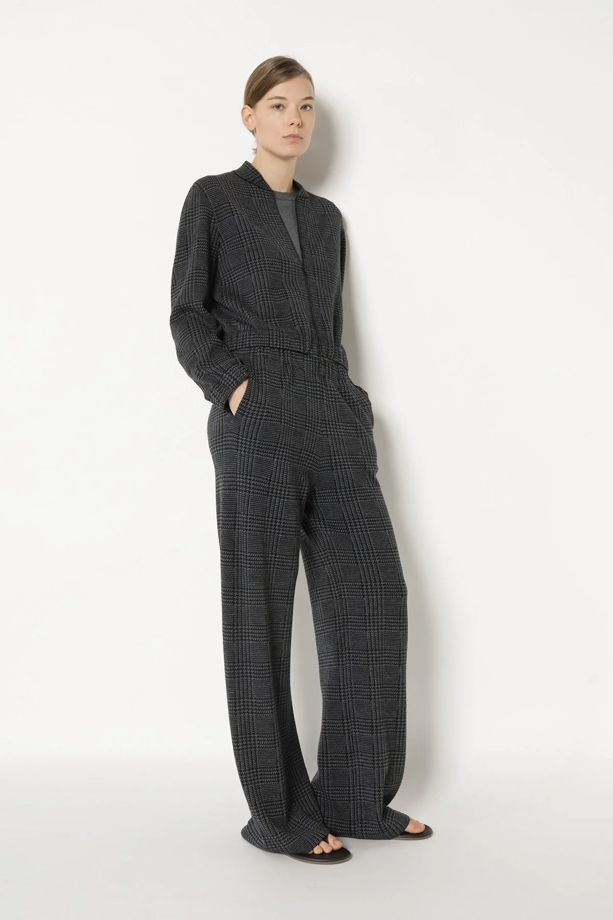 25042_BLACK + FLANELL_5026_web.jpg