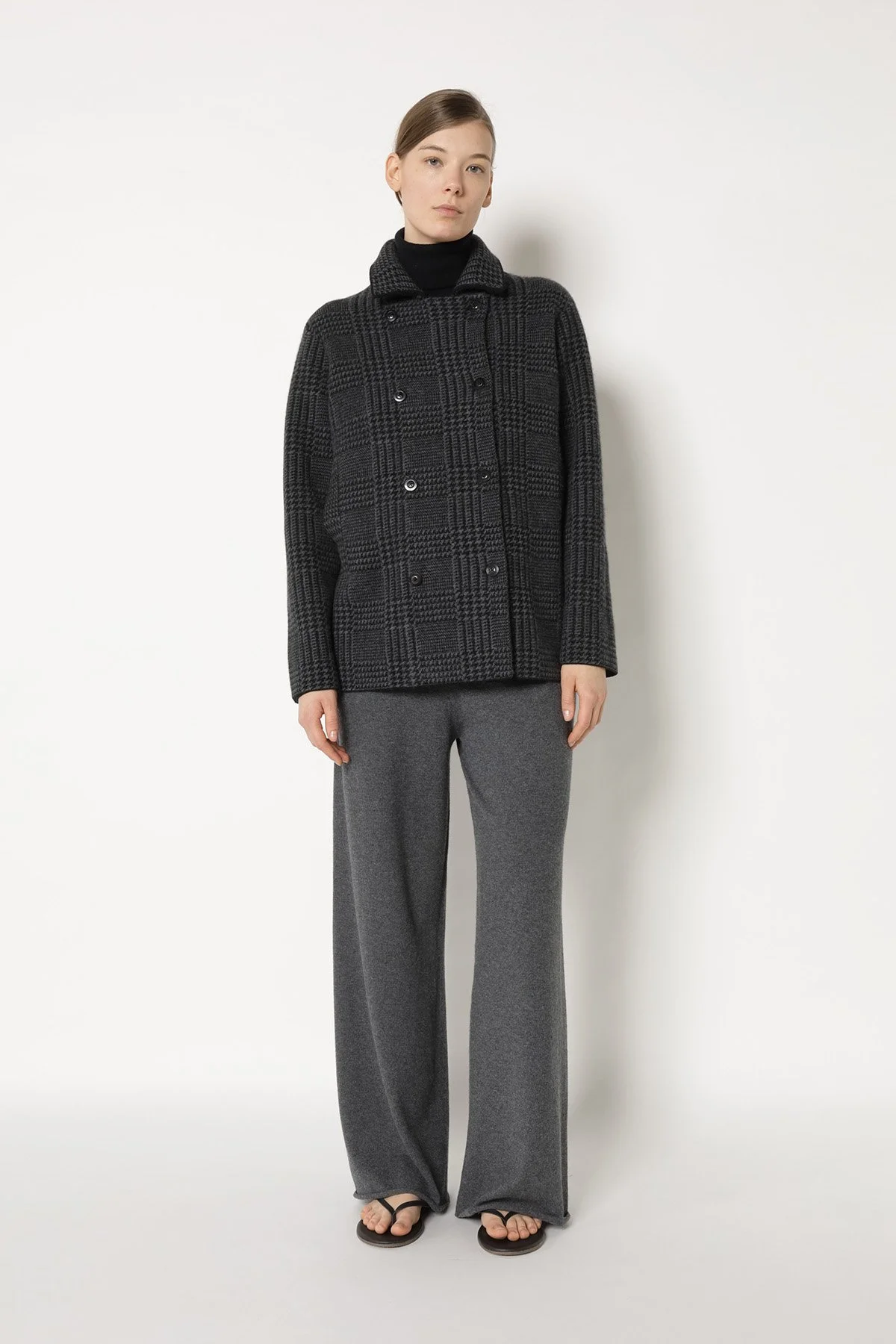 25066_BLACK + FLANELL_5952_web.jpg