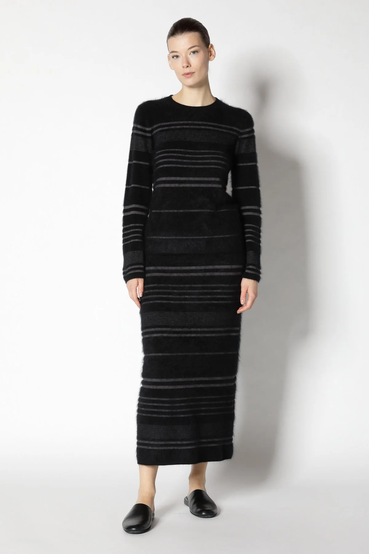 23011_Black + Ash_0372.JPG