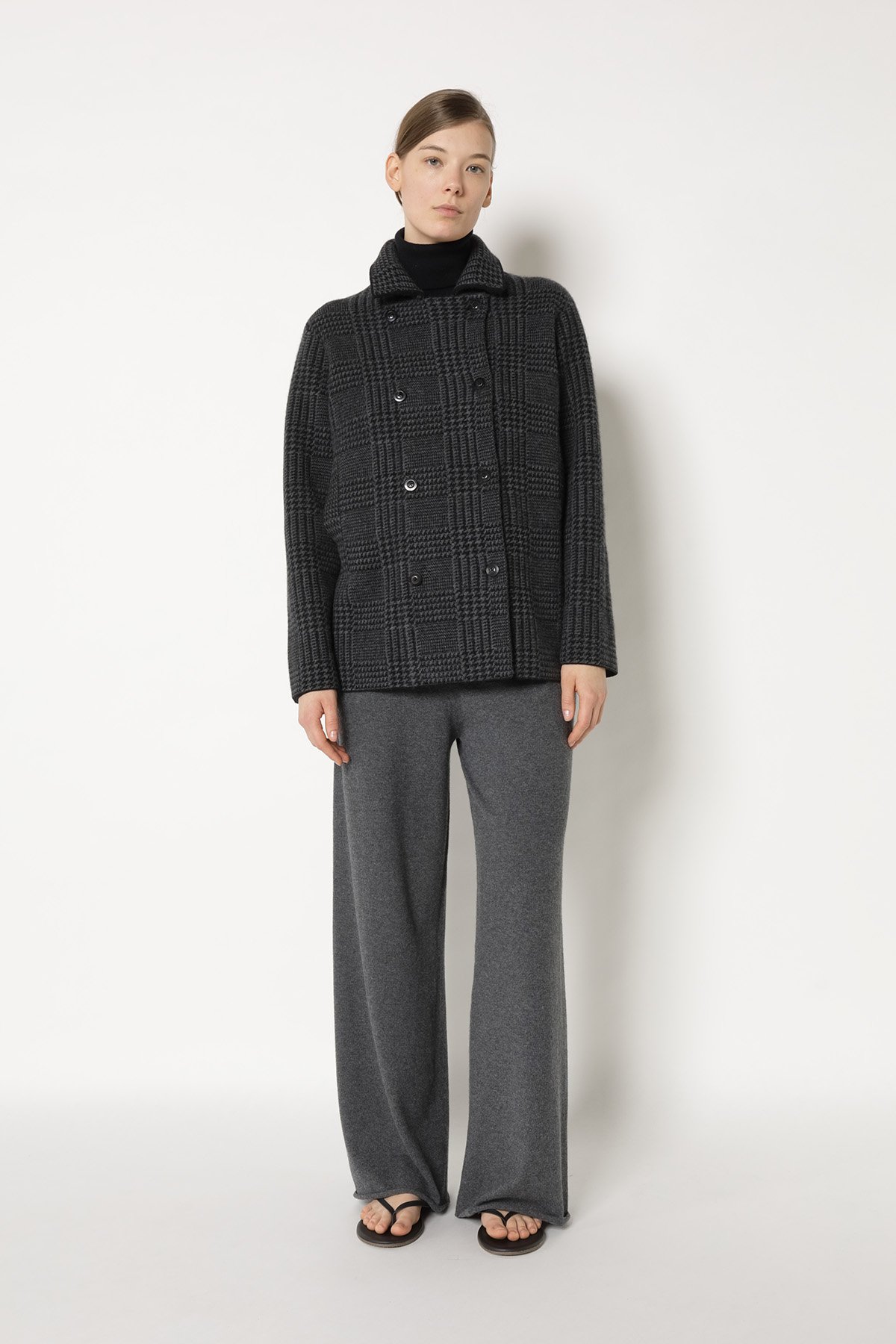 25066_BLACK + FLANELL_5952_web.jpg