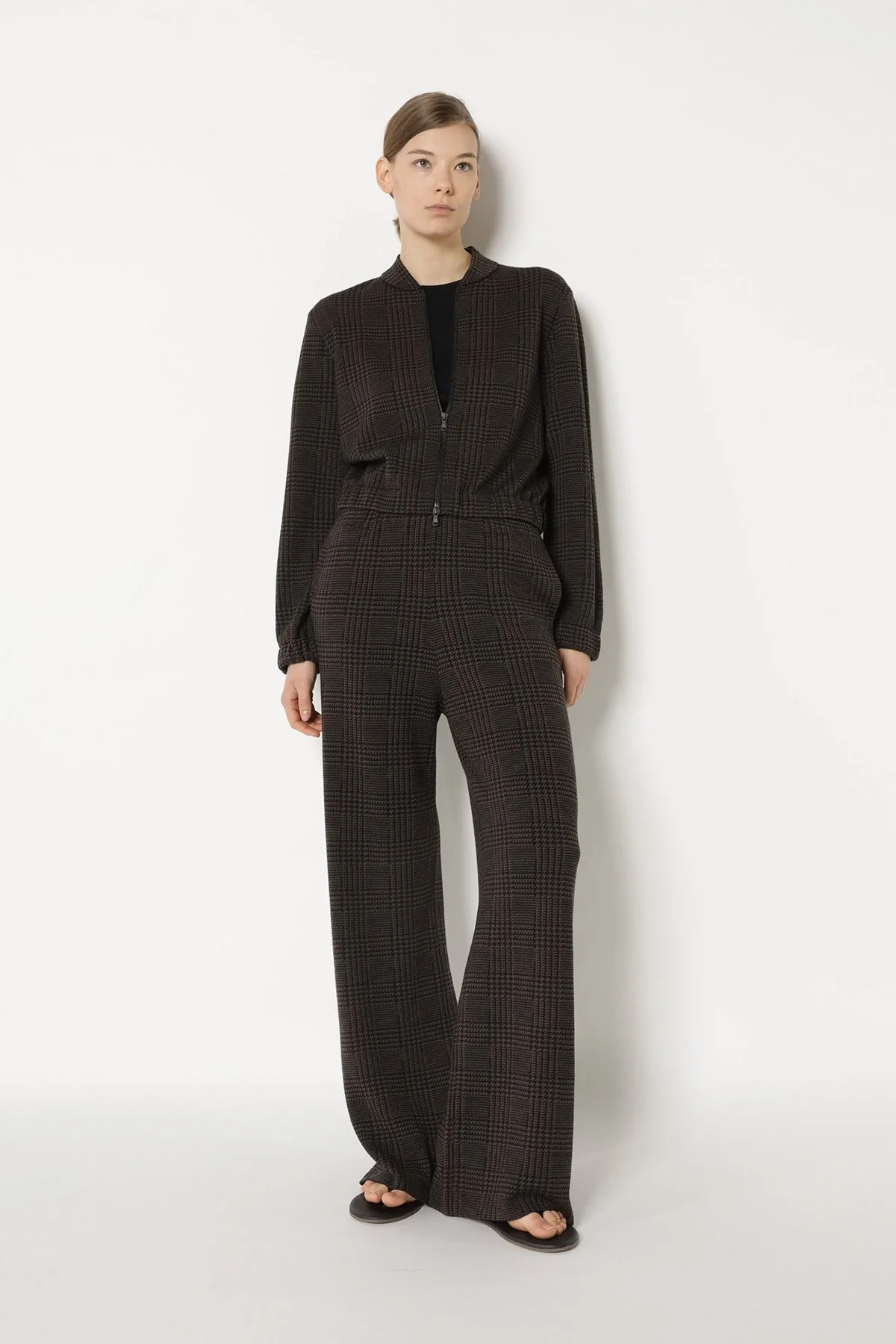 25042_BLACK + HAZEL__3492_web.jpg