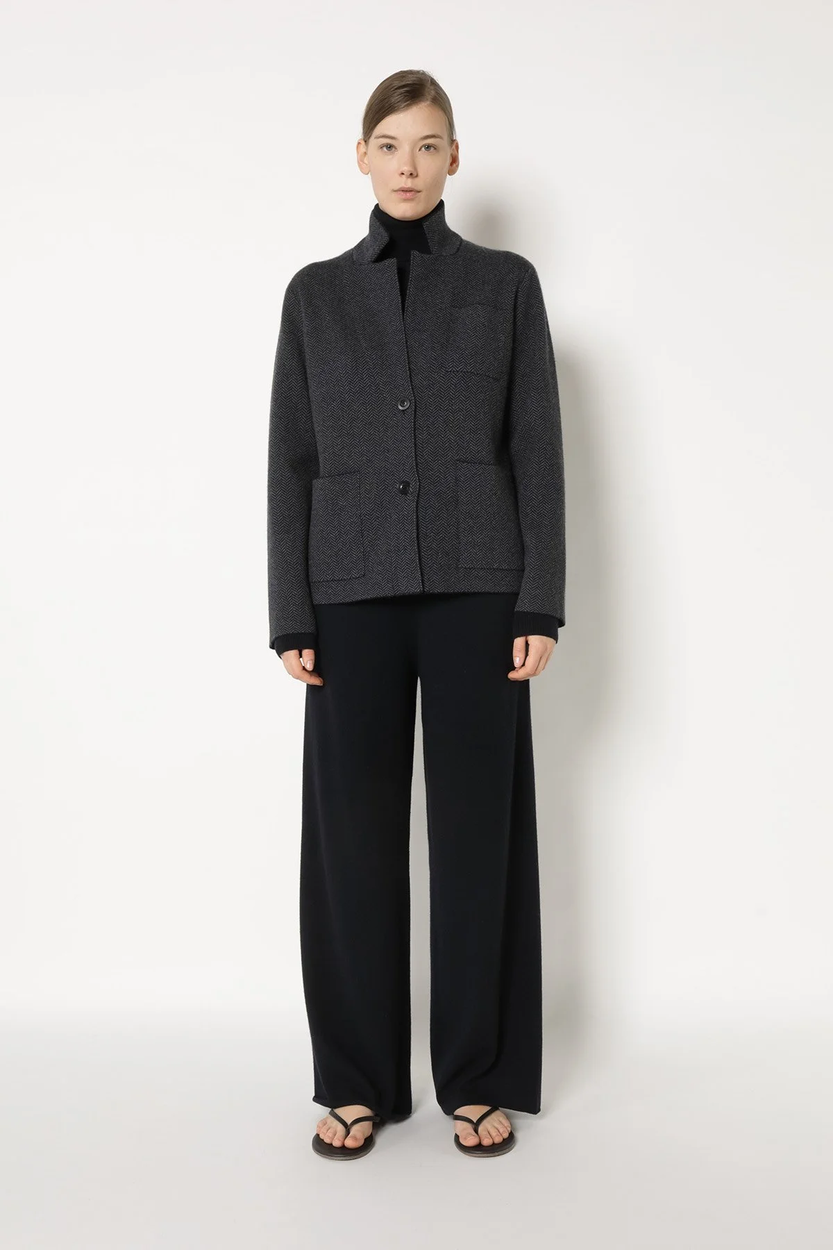 25063_BLACK + FLANELL_5750_web.jpg