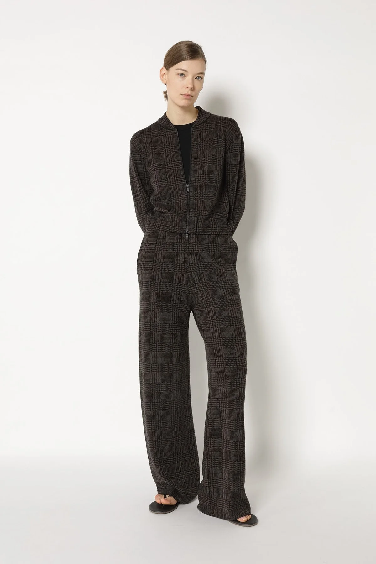 25042_BLACK + HAZEL__3520_web.jpg