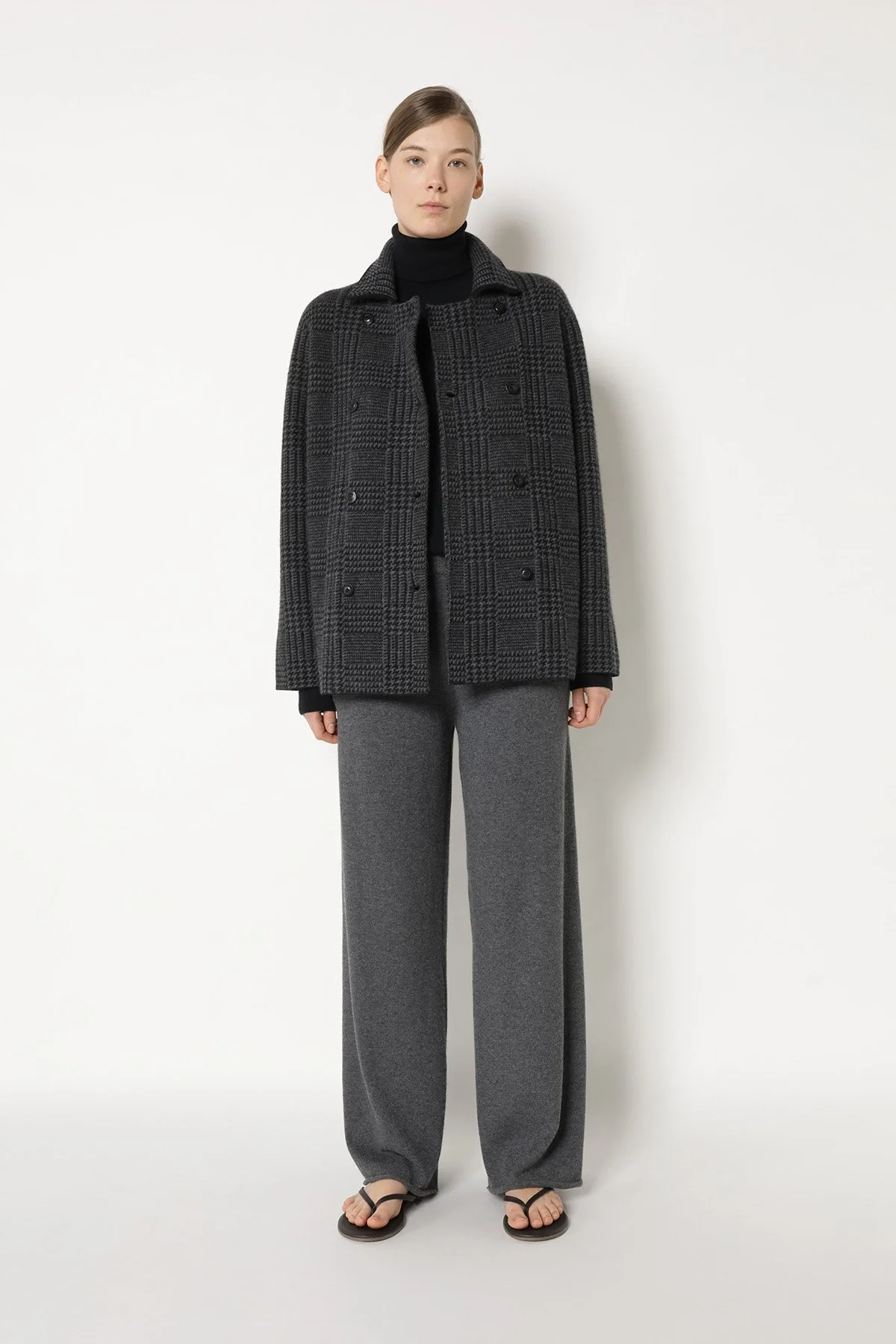 25066_BLACK + FLANELL_5938_web.jpg