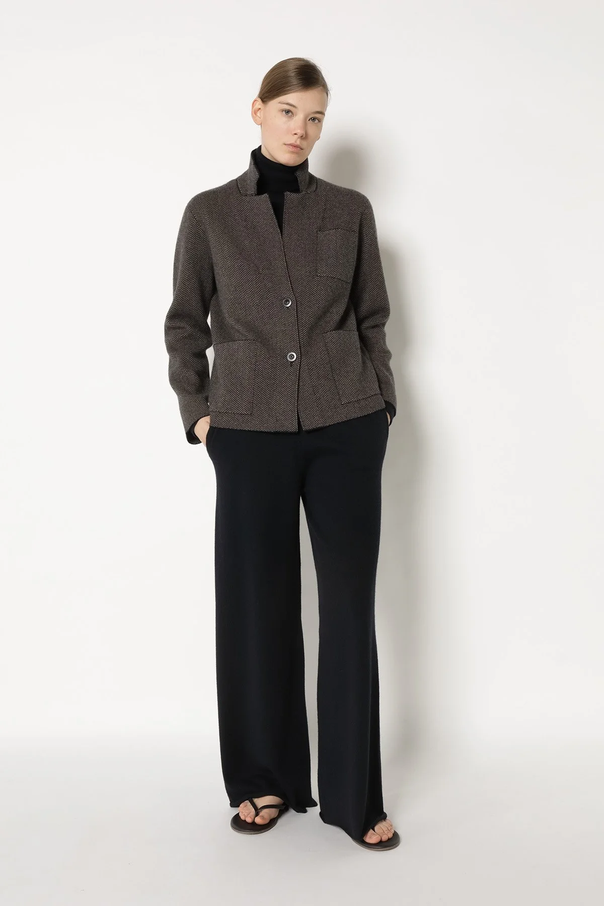25063_BLACK + WOOD_6068_web.jpg
