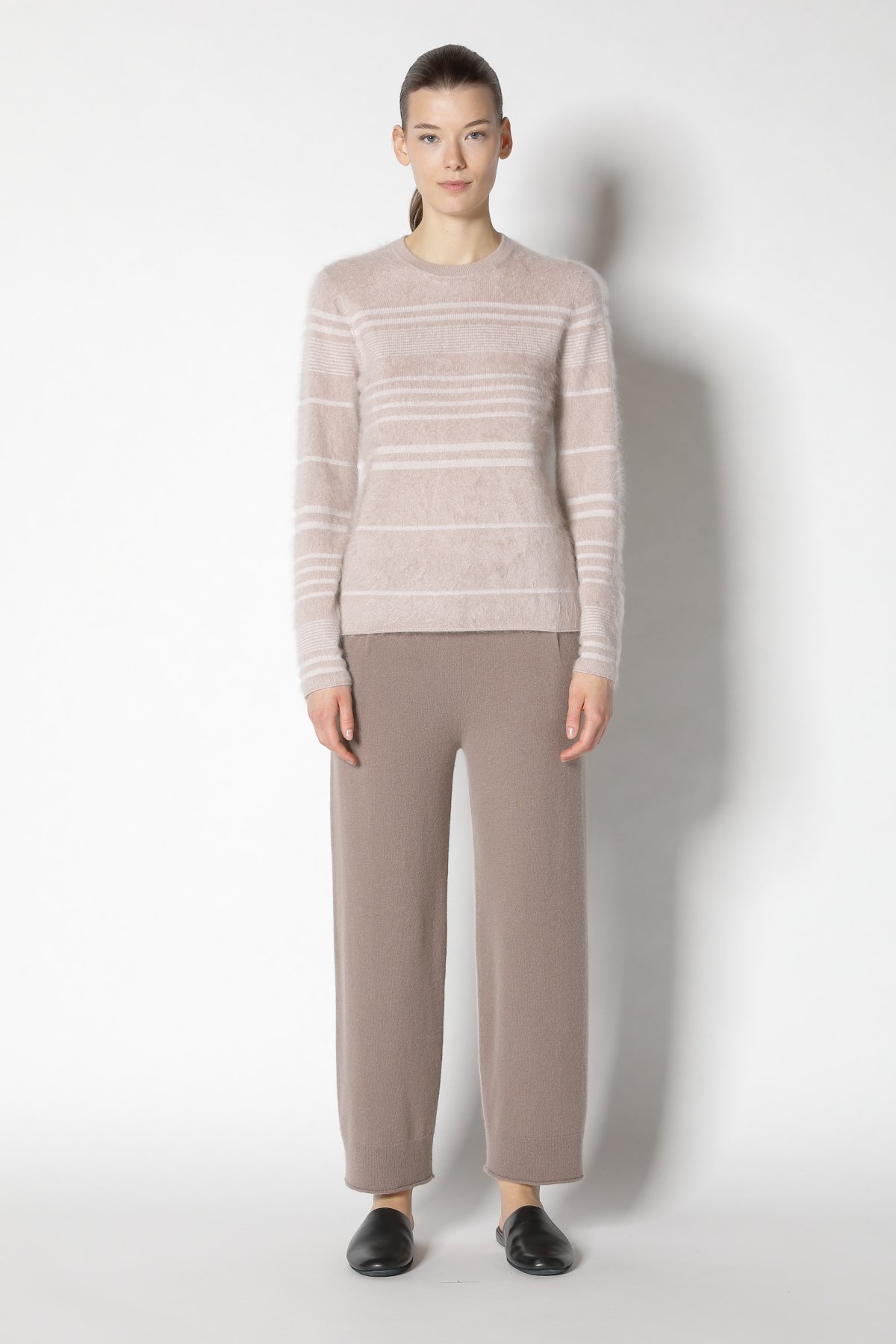 23011_Tan + Oyster_0467.JPG