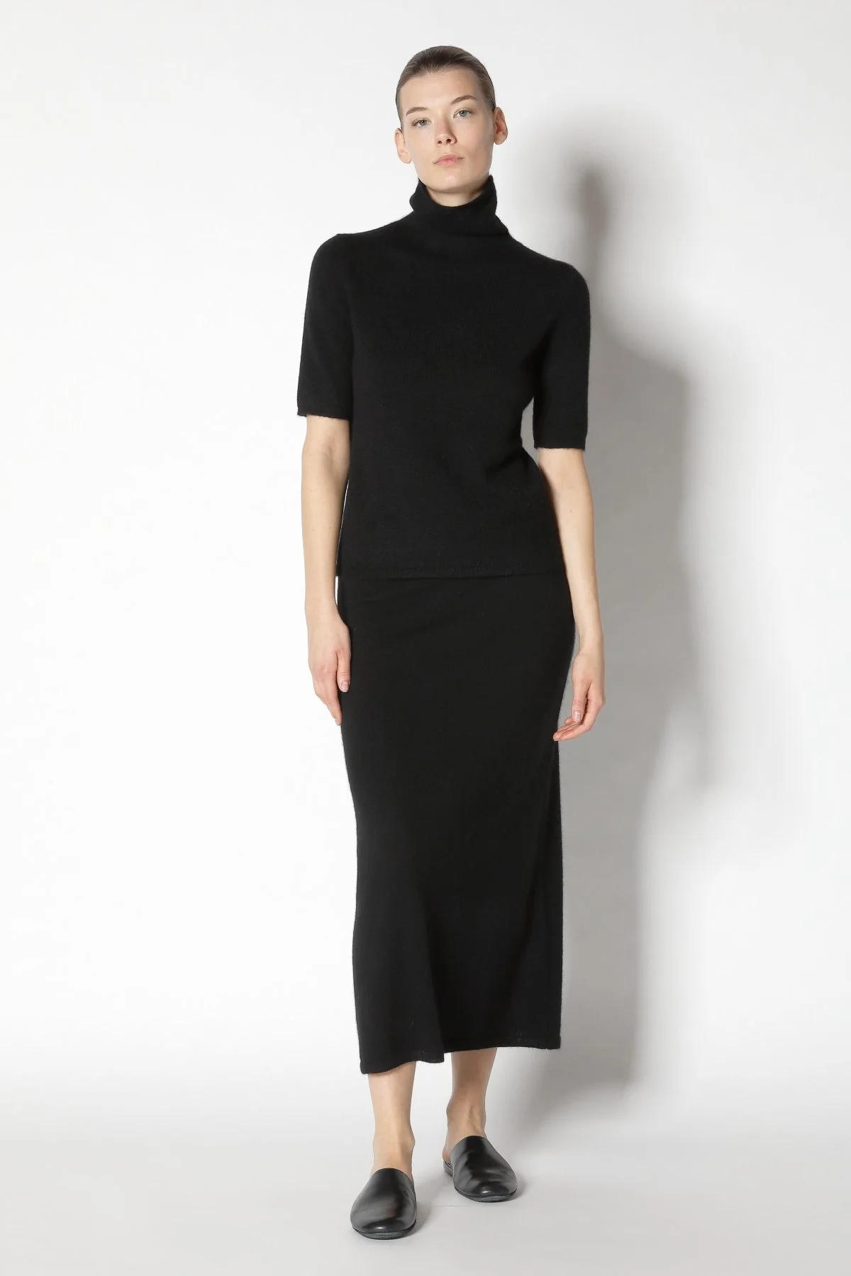 23027_Black_1669.JPG