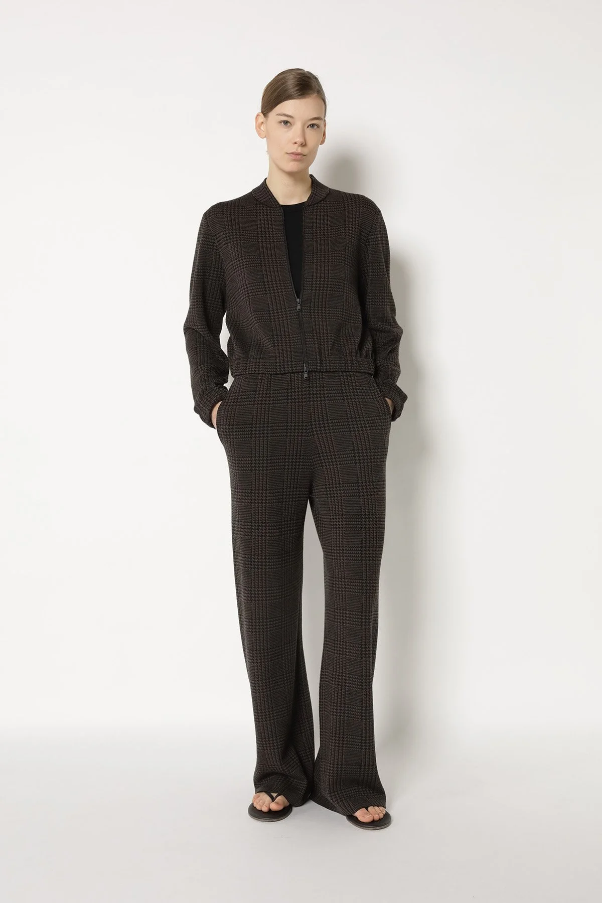 25042_BLACK + HAZEL__3484_web.jpg