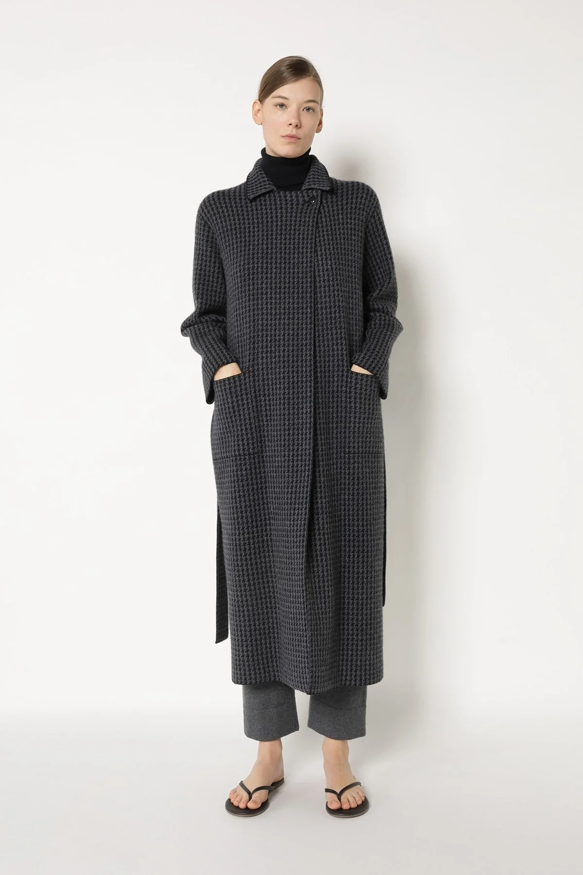 25065_BLACK + FLANELL_5969_web.jpg