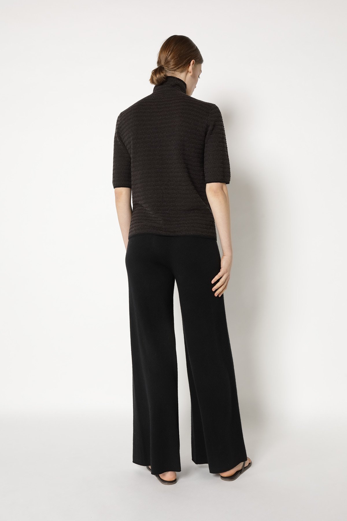 25011_BLACK + CEDAR_1414_web.jpg (Kopie)