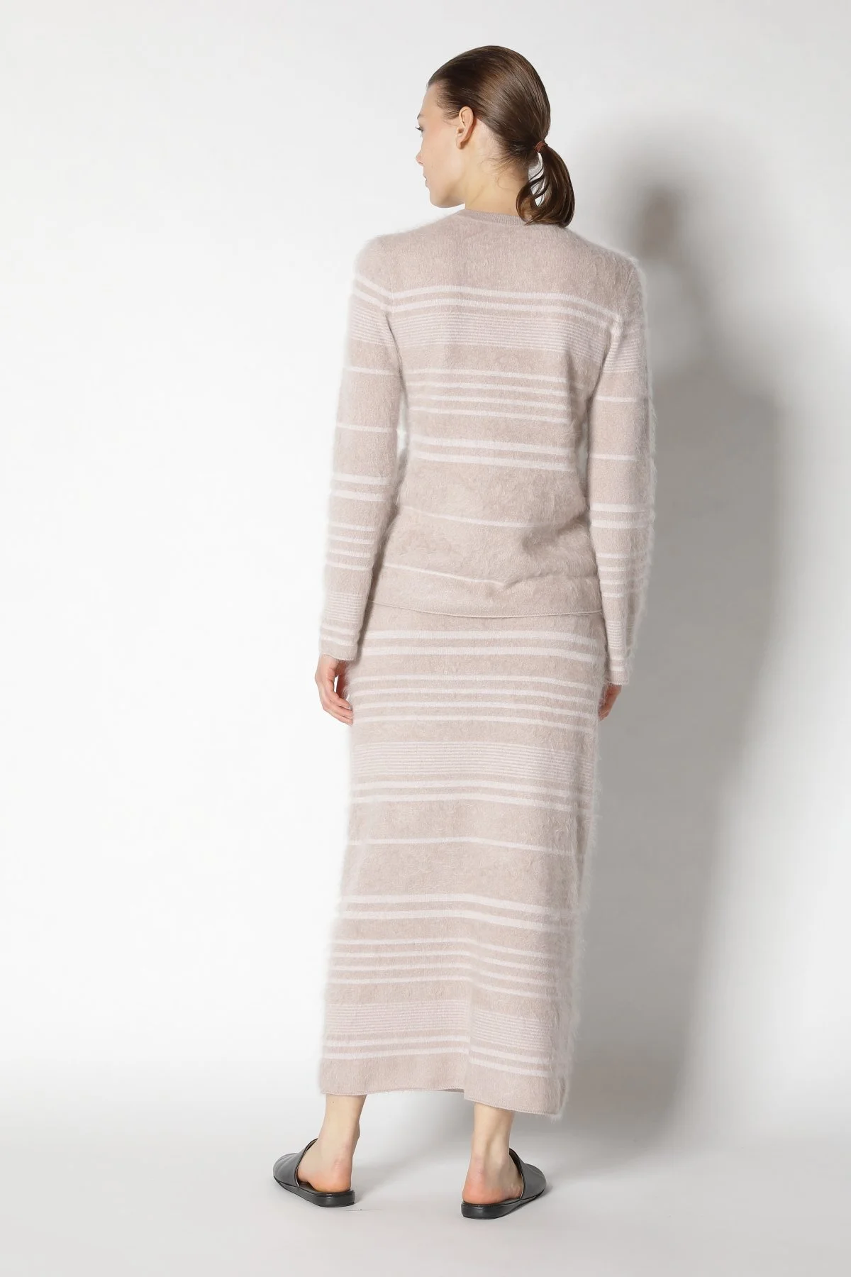 23011_Tan + Oyster_0490.JPG