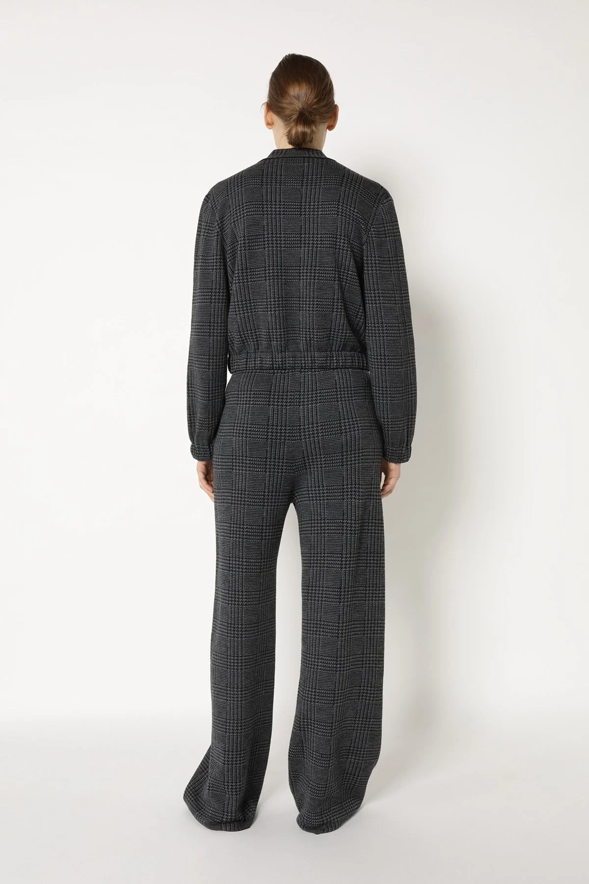25042_BLACK + FLANELL_5025_web.jpg
