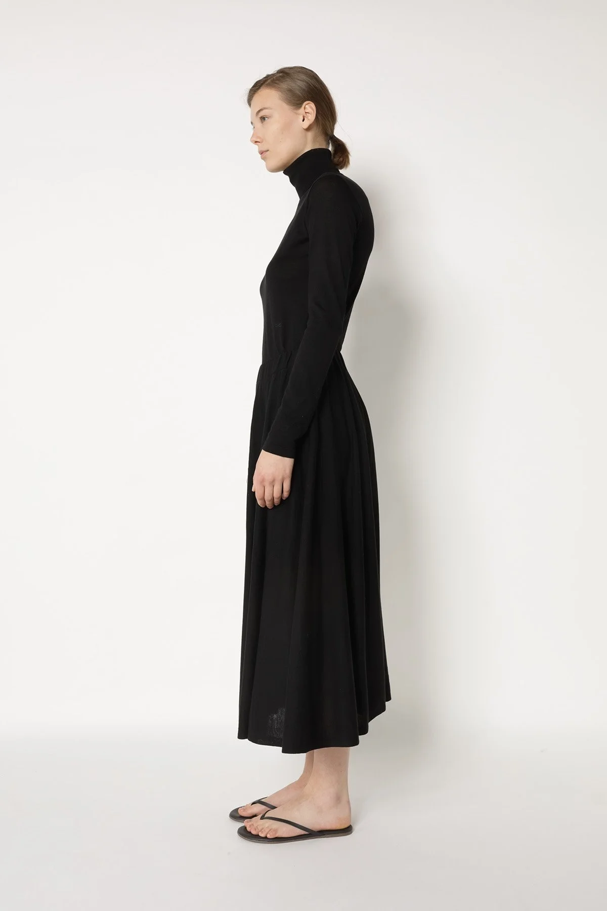 25022_BLACK_0186_web.jpg