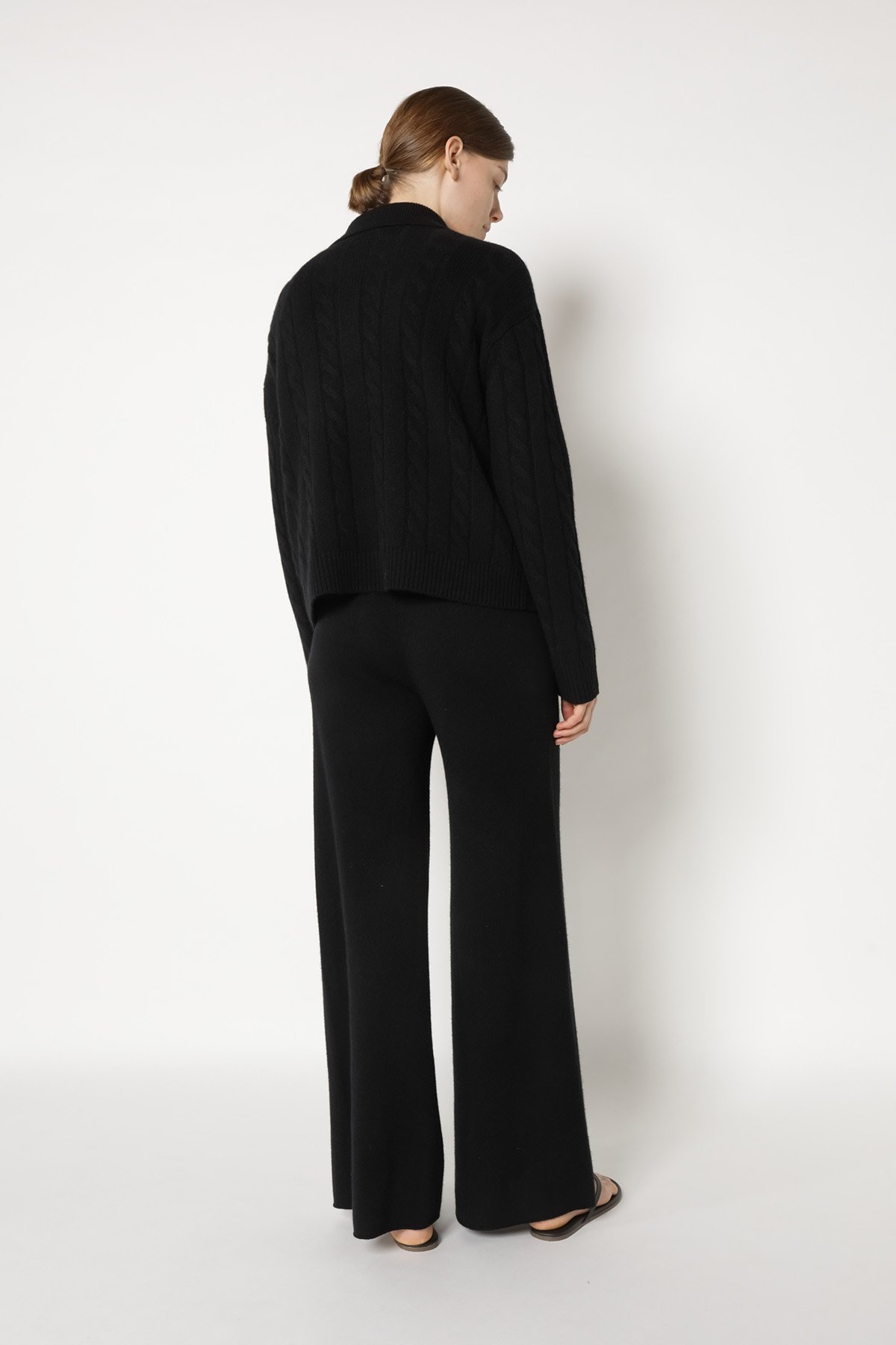 25008_BLACK_0318_web.jpg