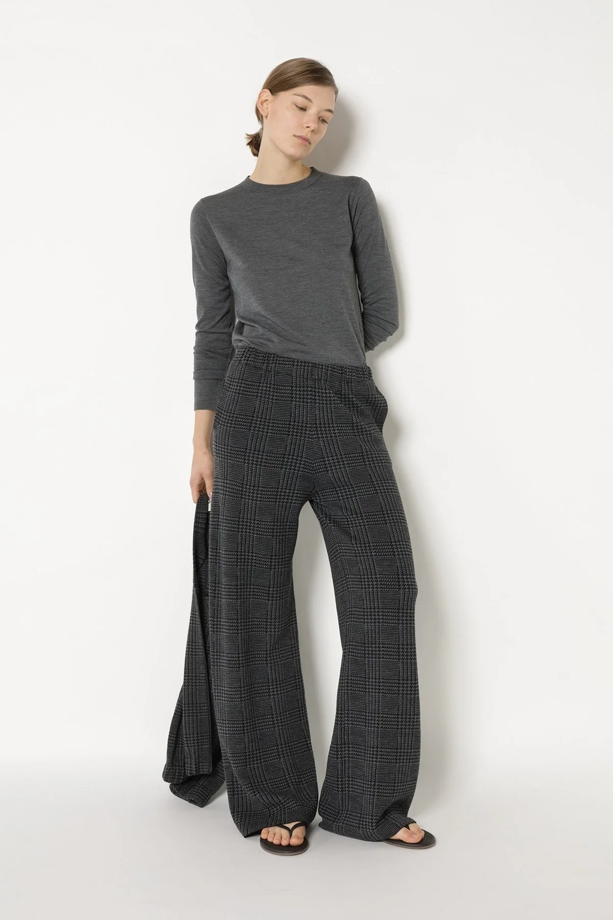 25042_BLACK + FLANELL_5047_web.jpg