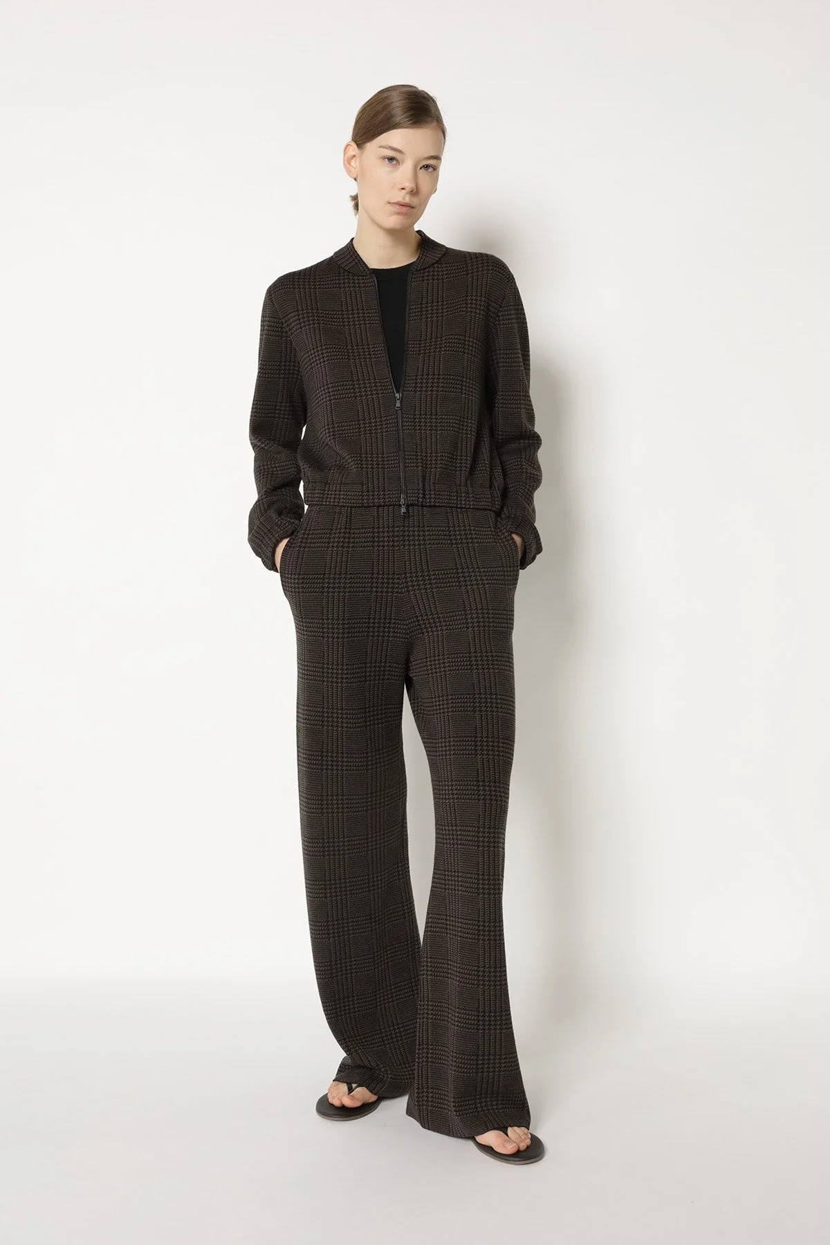25042_BLACK + HAZEL__3517_web.jpg