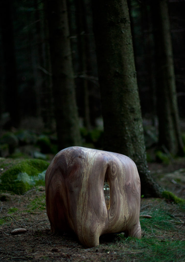 Jenny-Ekdahl_Golden-stool.jpg