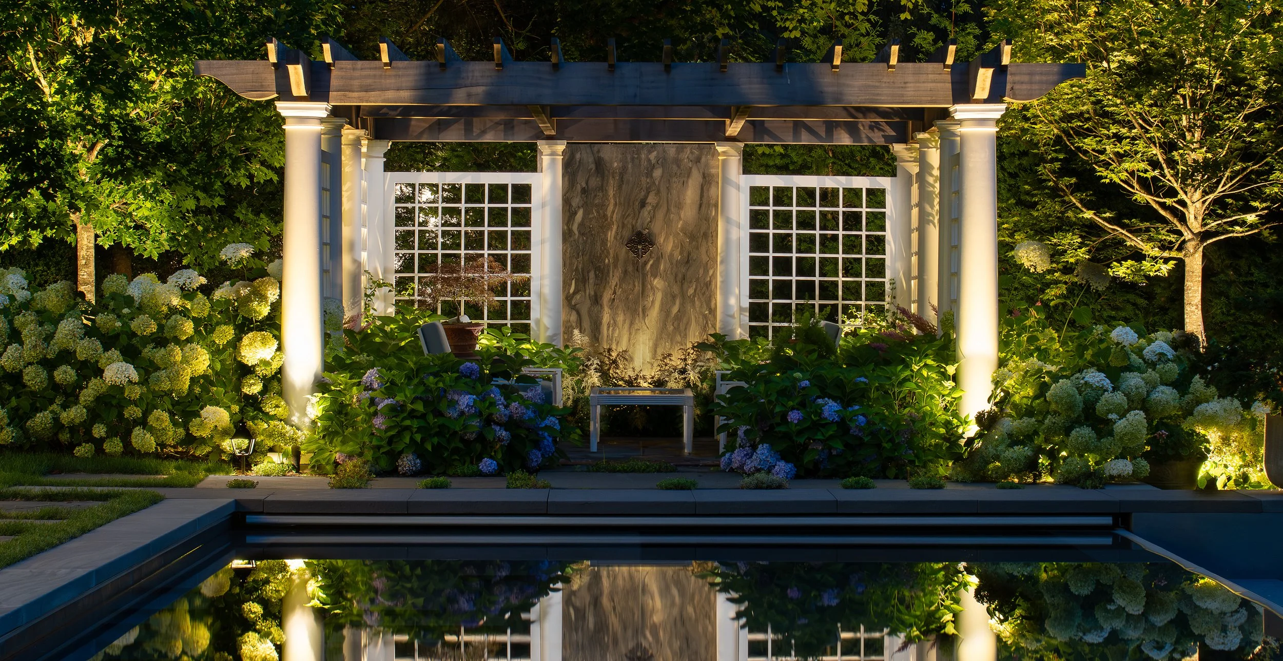 Monaco-pergola cropped_SS.jpg