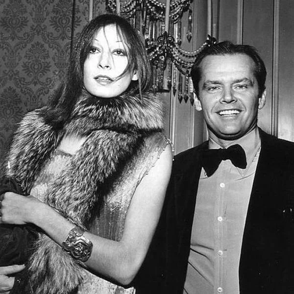 anjelica_huston_jack_nicholson_600x_kidsofdada_869e16a9-b74a-4d5b-95df-4a2c360cbdb1_grande.jpg