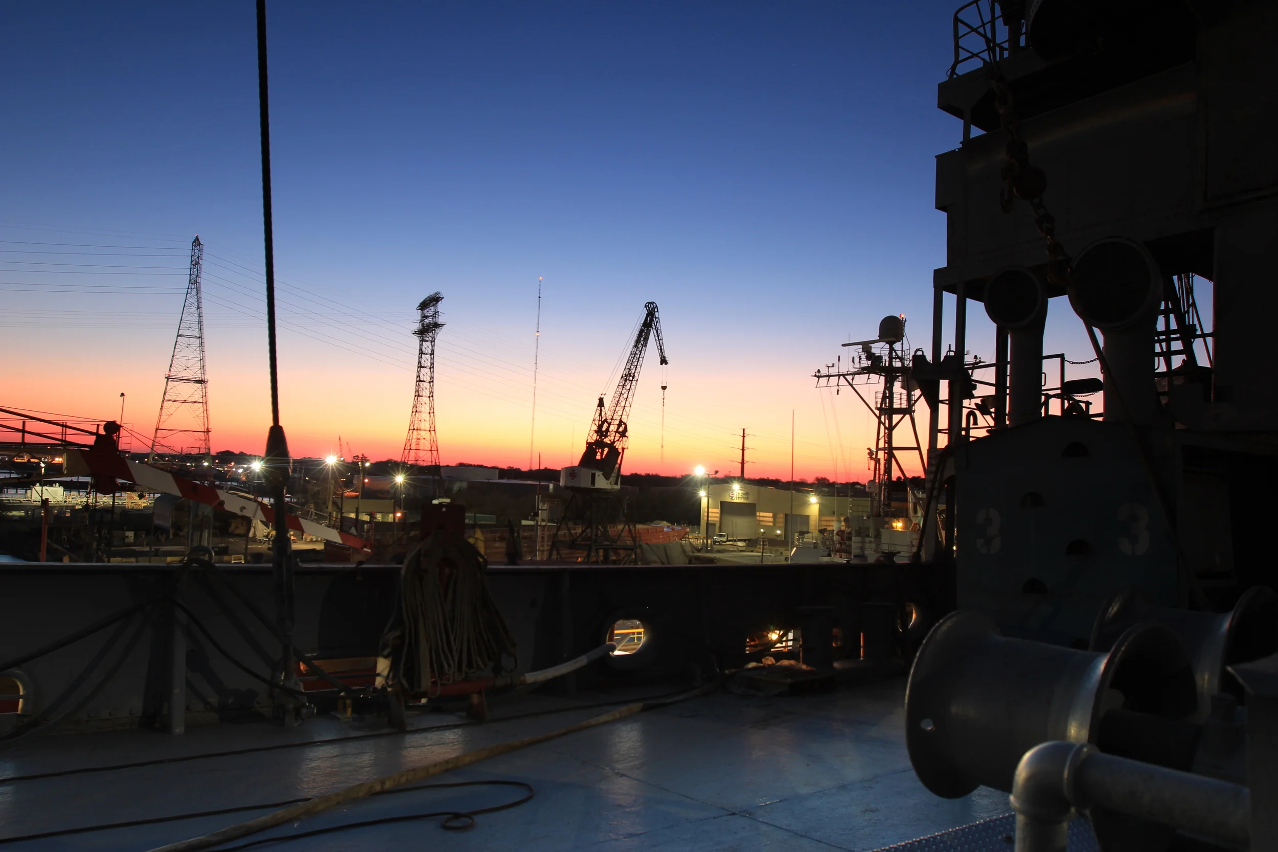 While in the shipyard in November, there were some pretty good foggy days. This is from 11/21/14 and it shows the eastern park of Colonna's shipyard . 