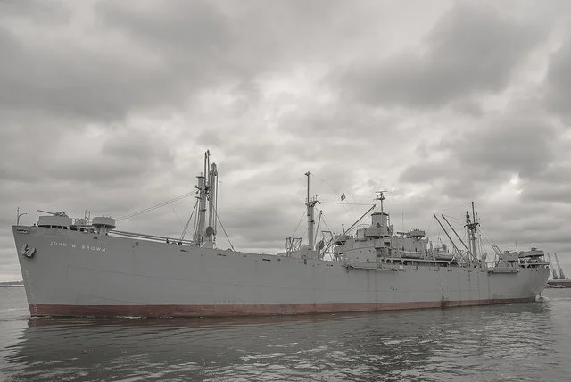 Liberty Ships Can Hold How Many What?