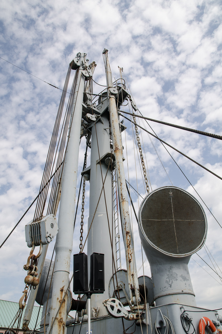 Mast-83634.jpg