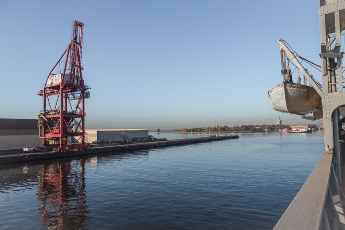 This is the berth right across from where we berth. That crane may not look very big in this picture but it's really huge. 
