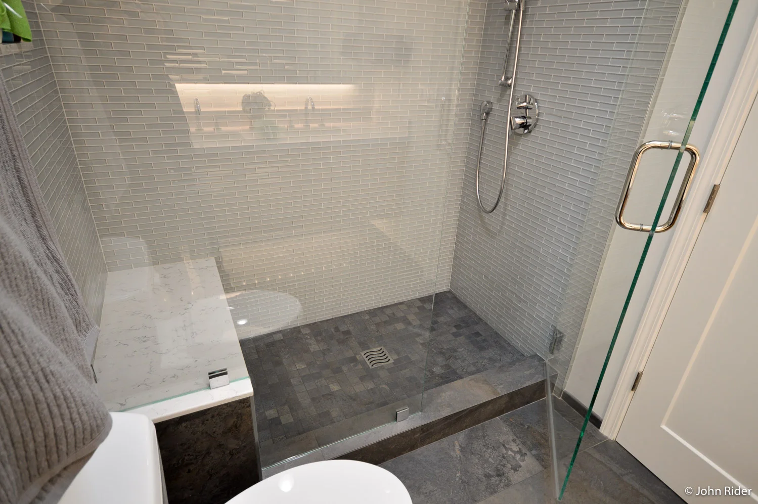 Walk-in tile shower