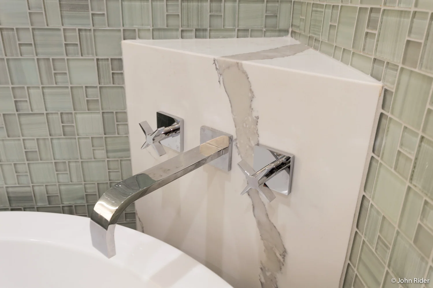 Tub faucet
