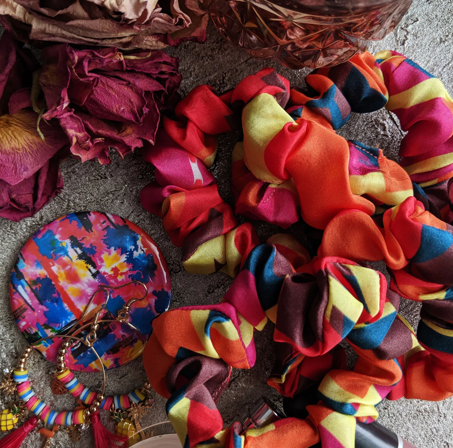 orange-geo-scrunchie-shop-kirandeep-bassan.jpg
